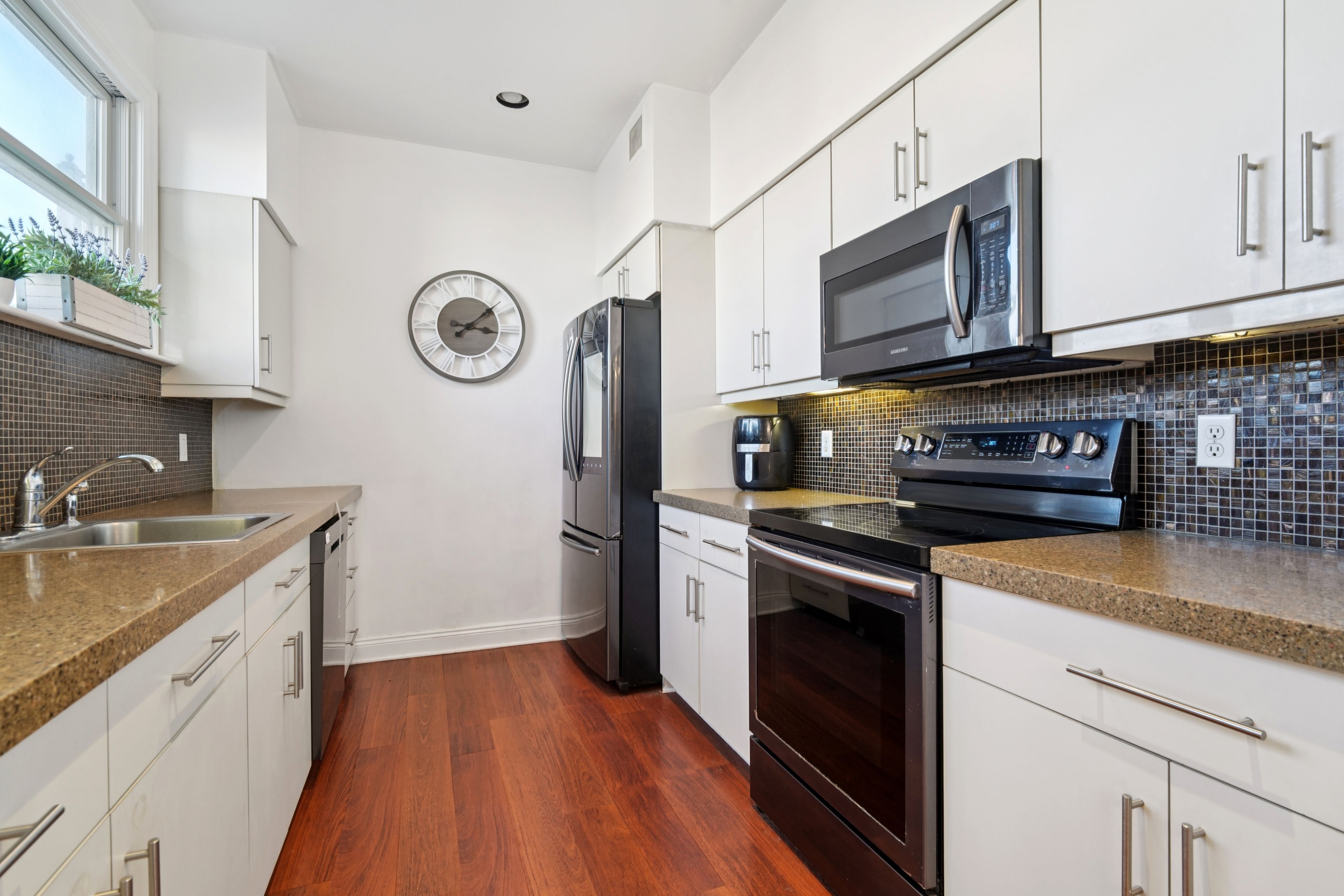 205 Shearwater Court West, unit 22 