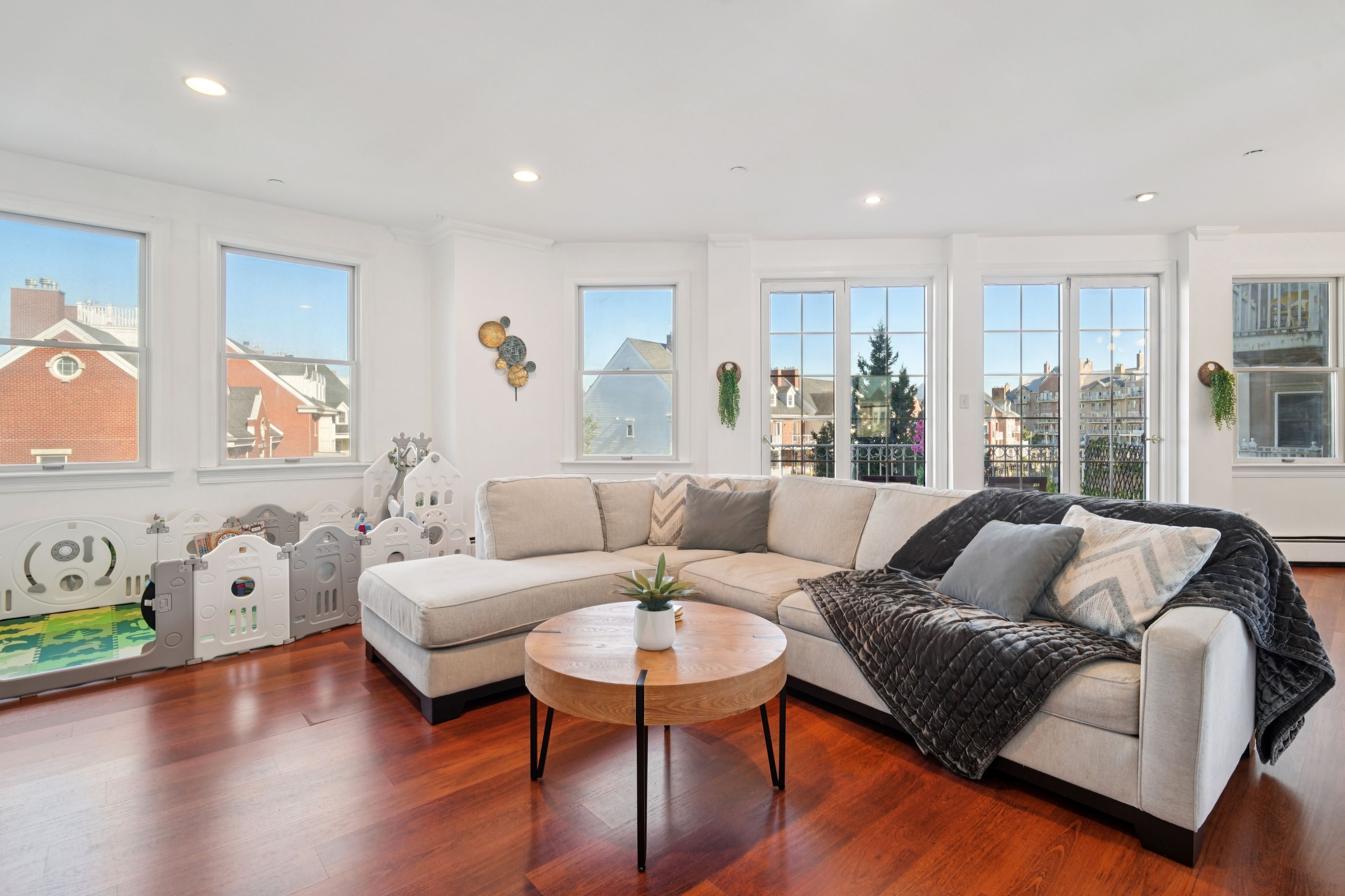 205 Shearwater Court West, unit 22 