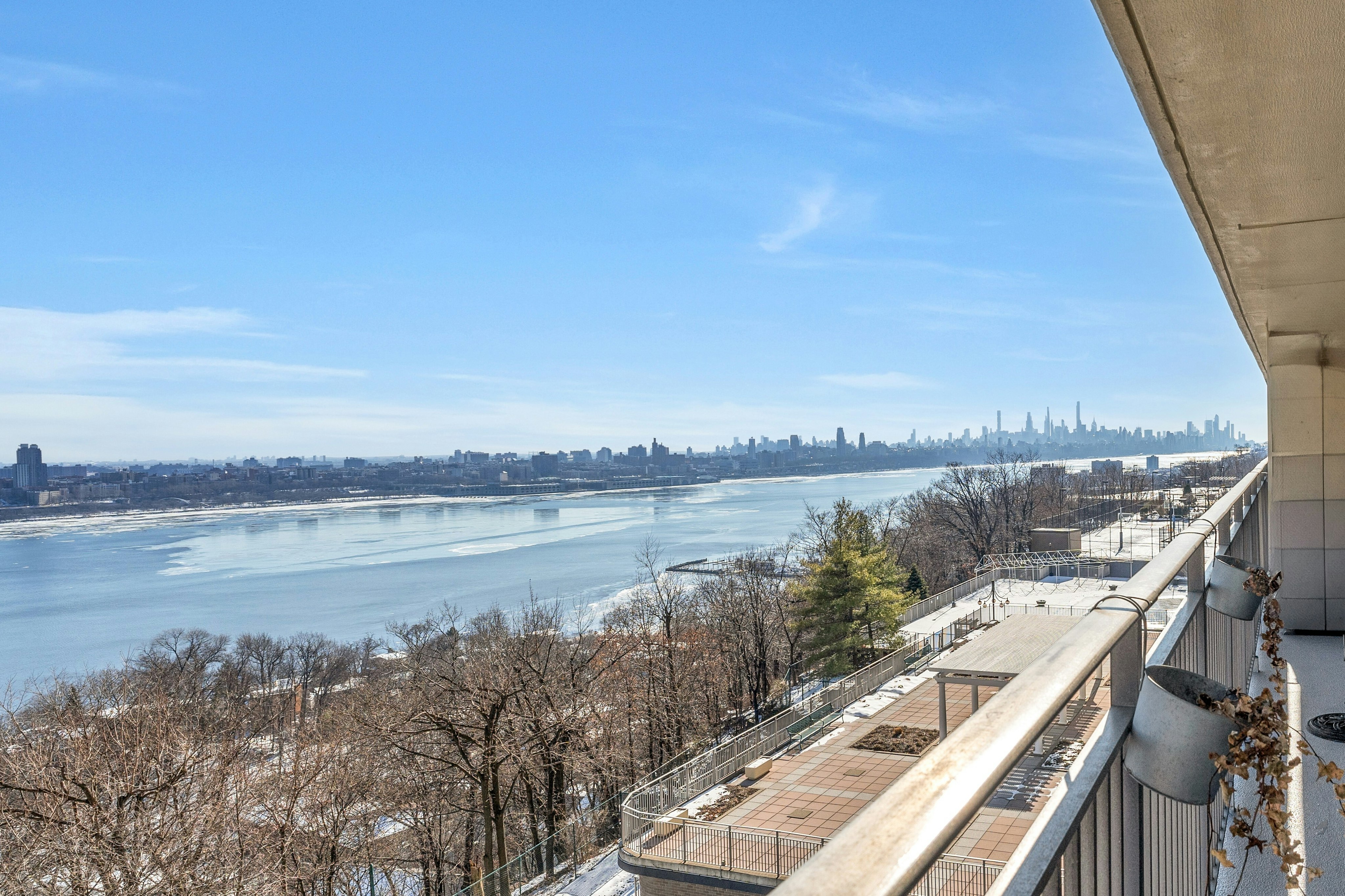 1530 Palisade Avenue 3A 