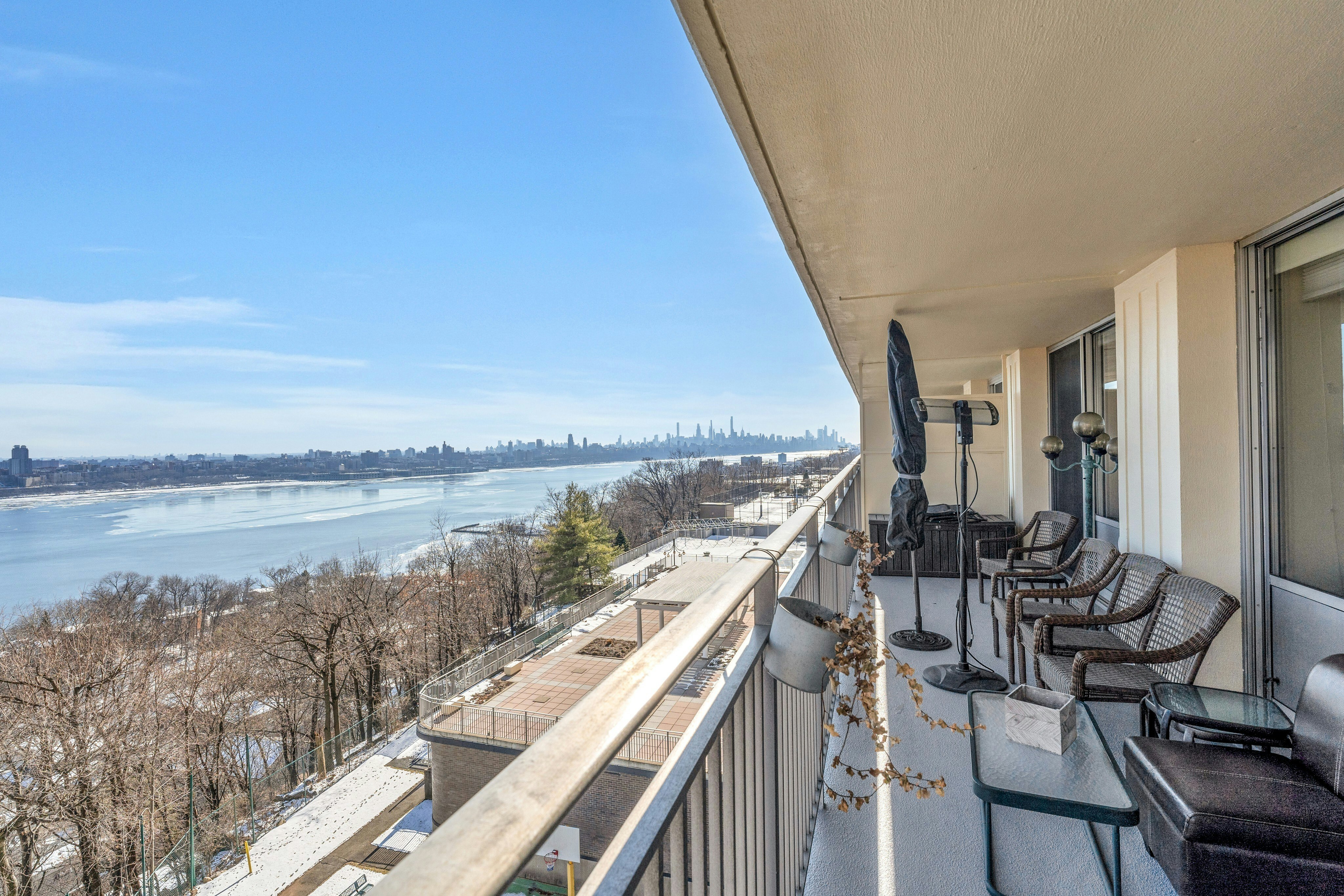 1530 Palisade Avenue 3A 