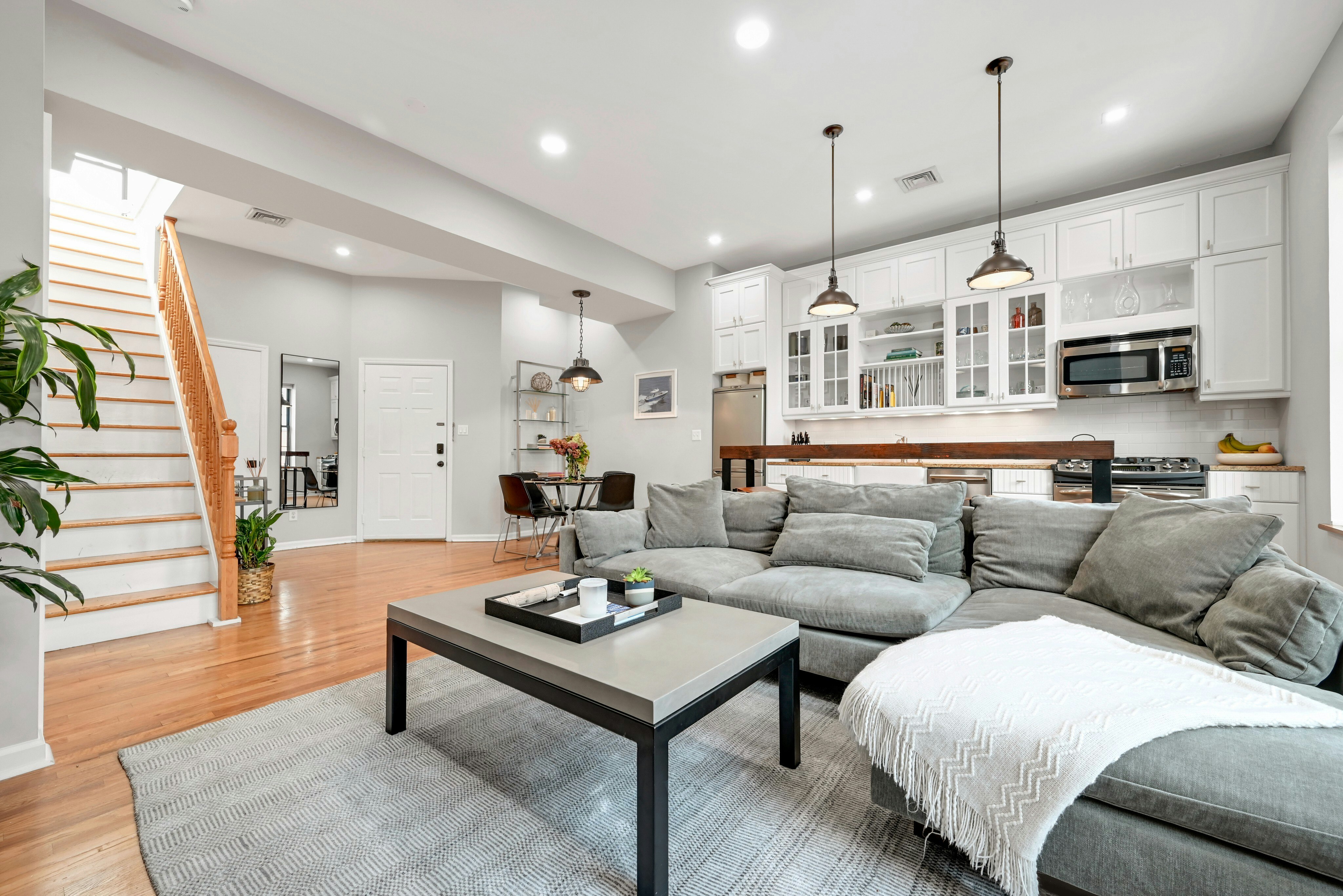 1015 Grand Street Apt 5F