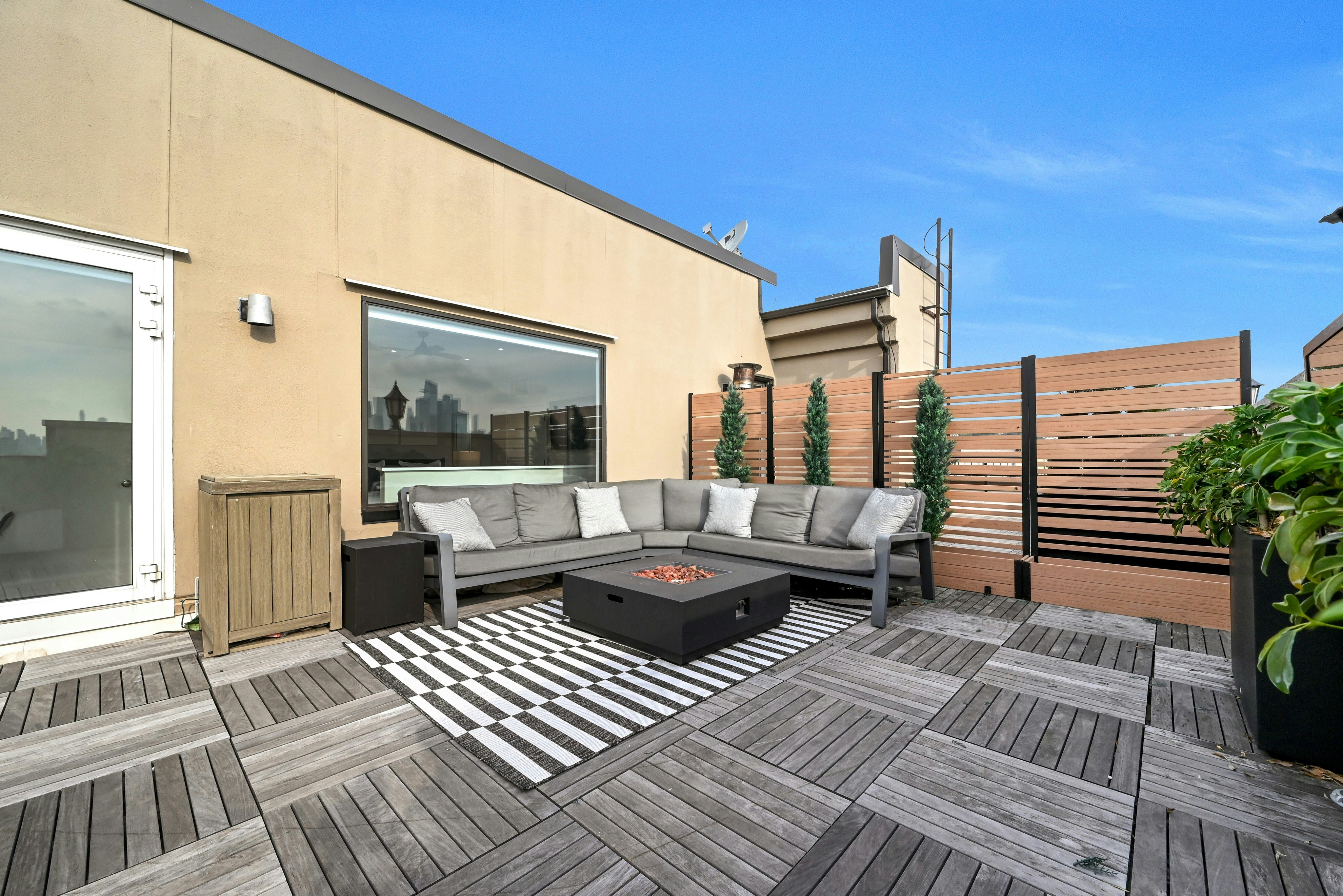 1015 Grand Street Apt 5F