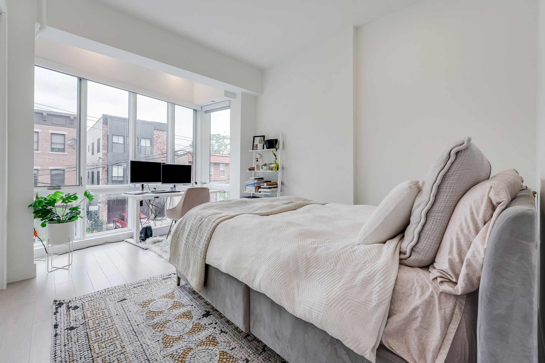 332 Newark Ave Unit# 2D