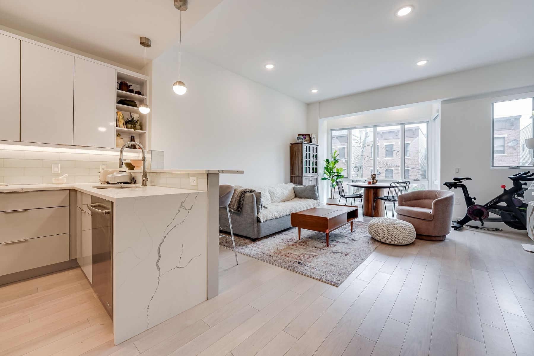 332 Newark Ave Unit# 2D