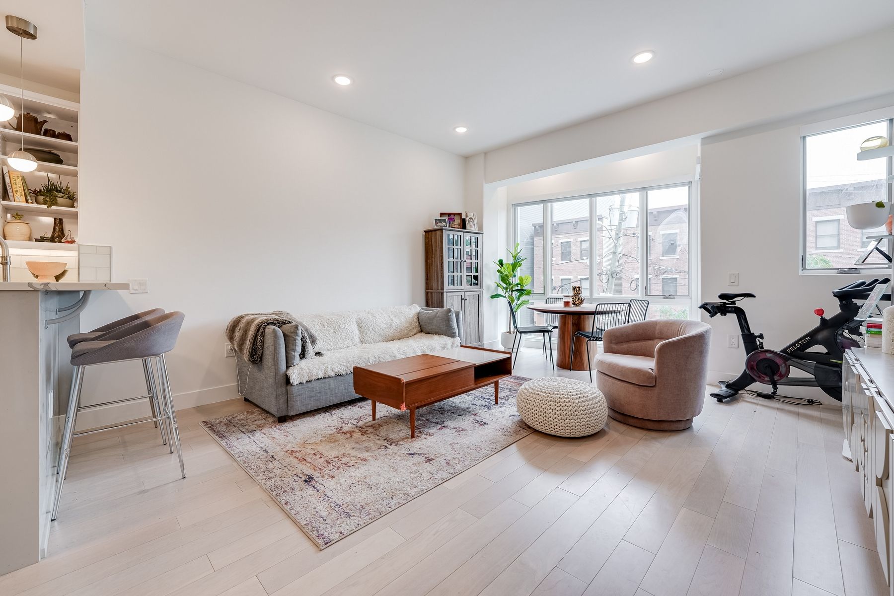 332 Newark Ave Unit# 2D