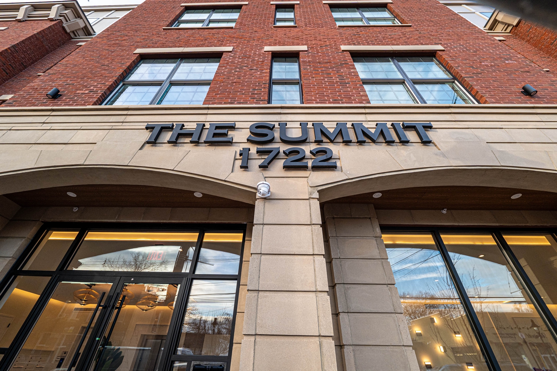 1722 Springfield Ave Unit# 407