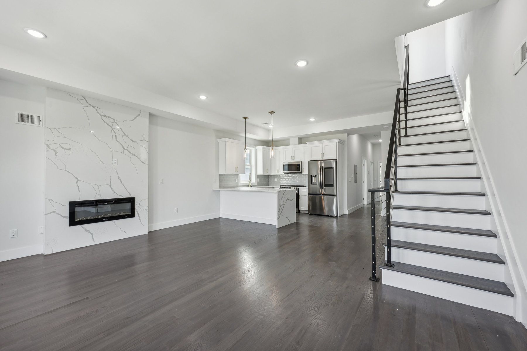 98 Van Horne St Unit# B