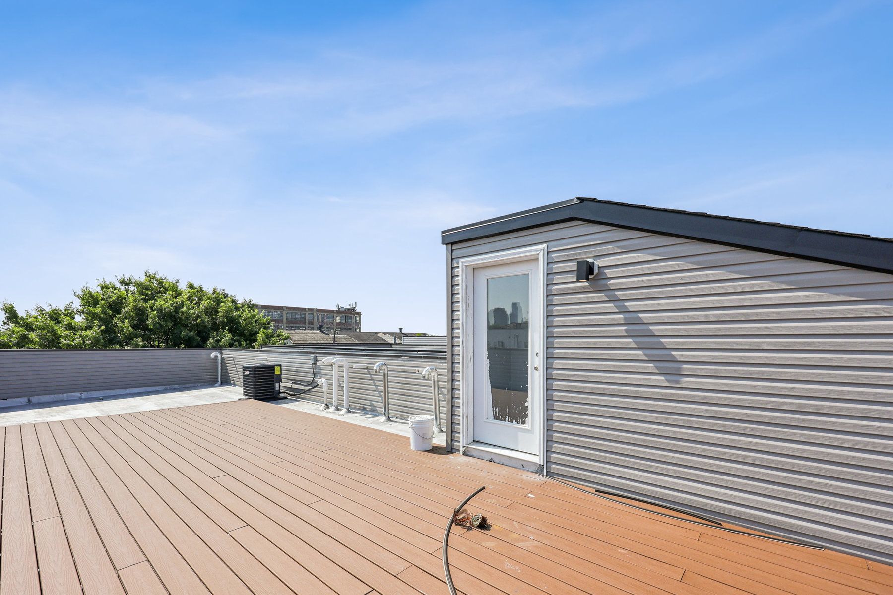 98 Van Horne St Unit# B