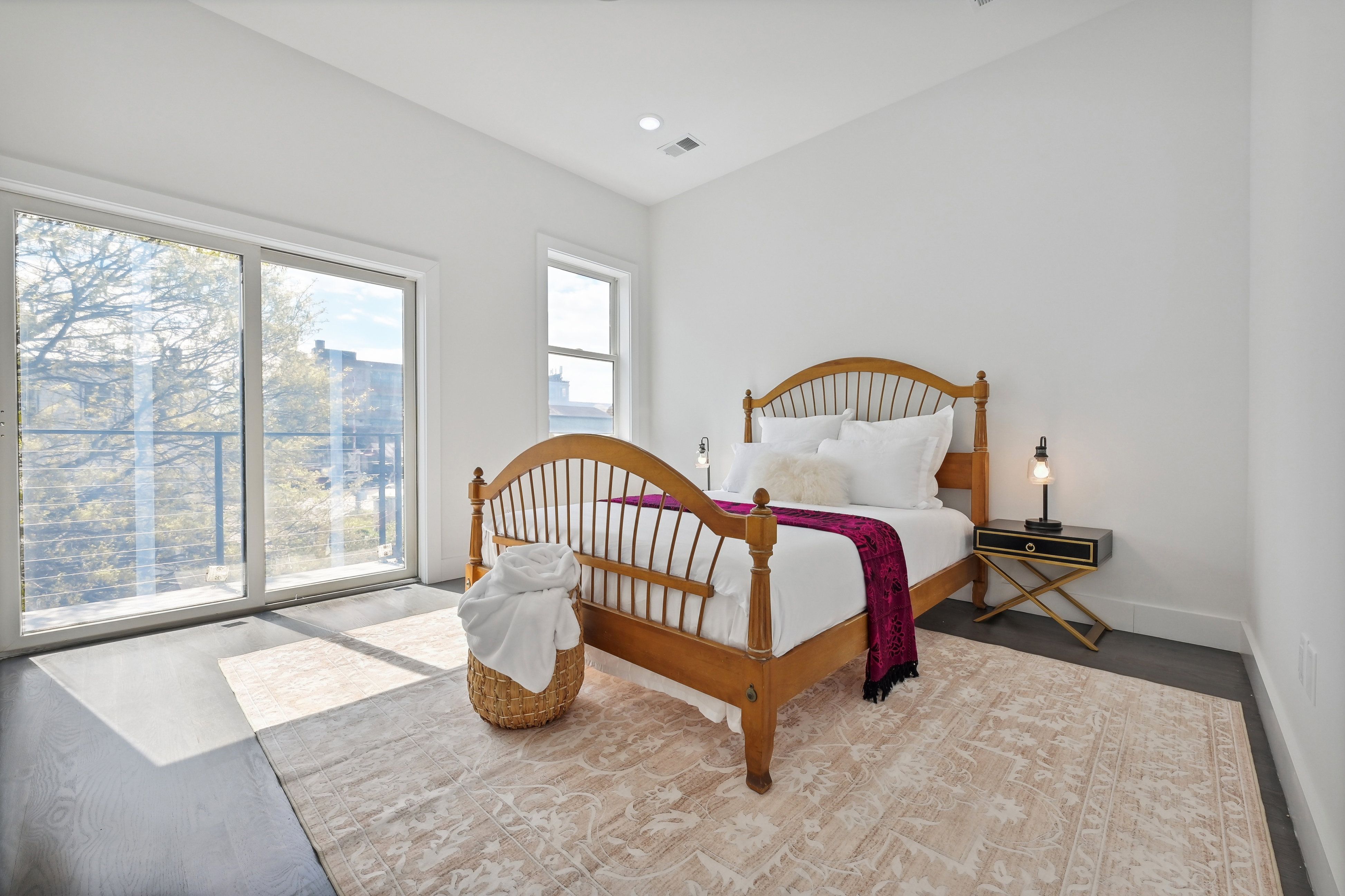119 Van Horne St Unit# 1