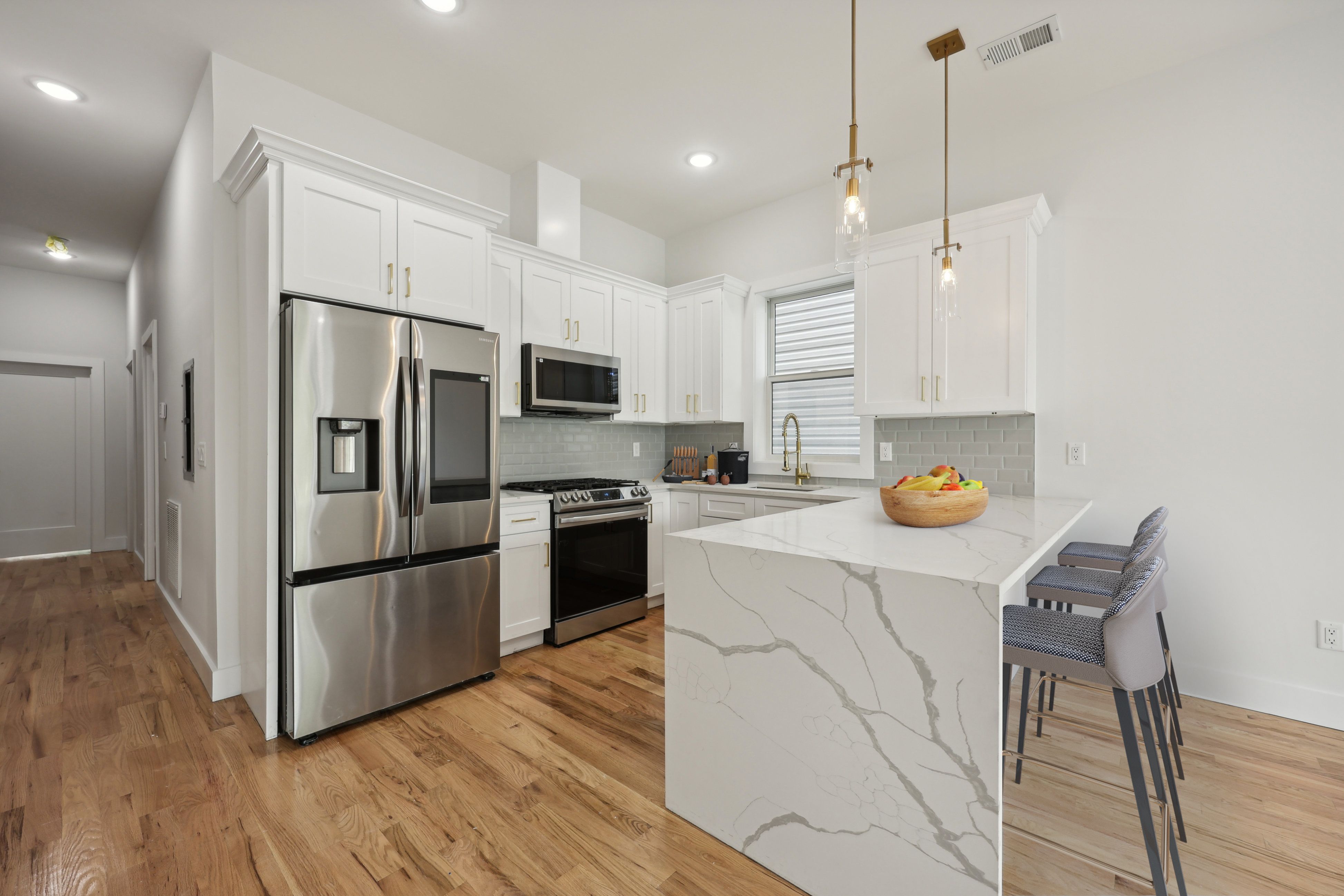 119 Van Horne St Unit# 1