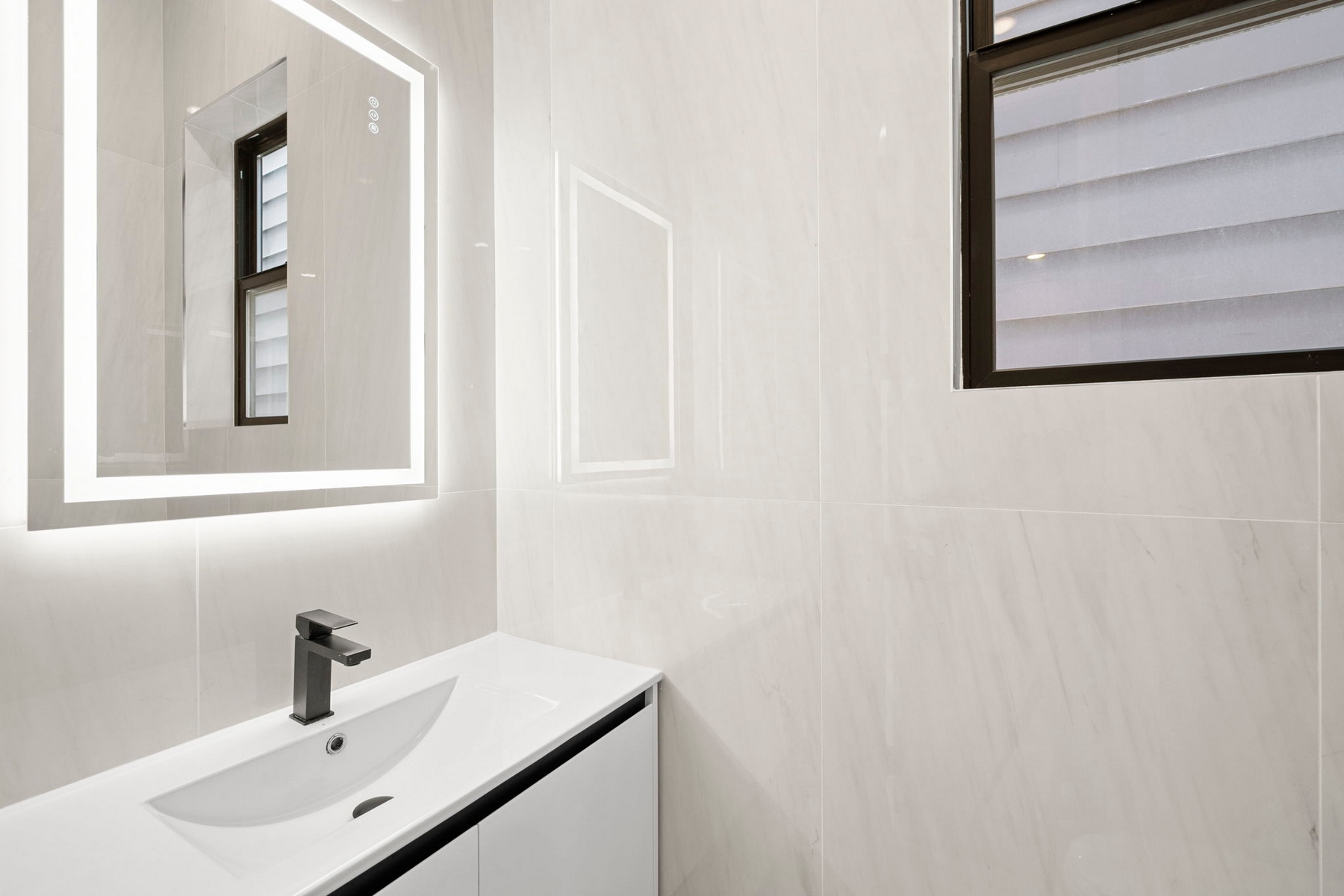 203 Hutton St Unit# 2