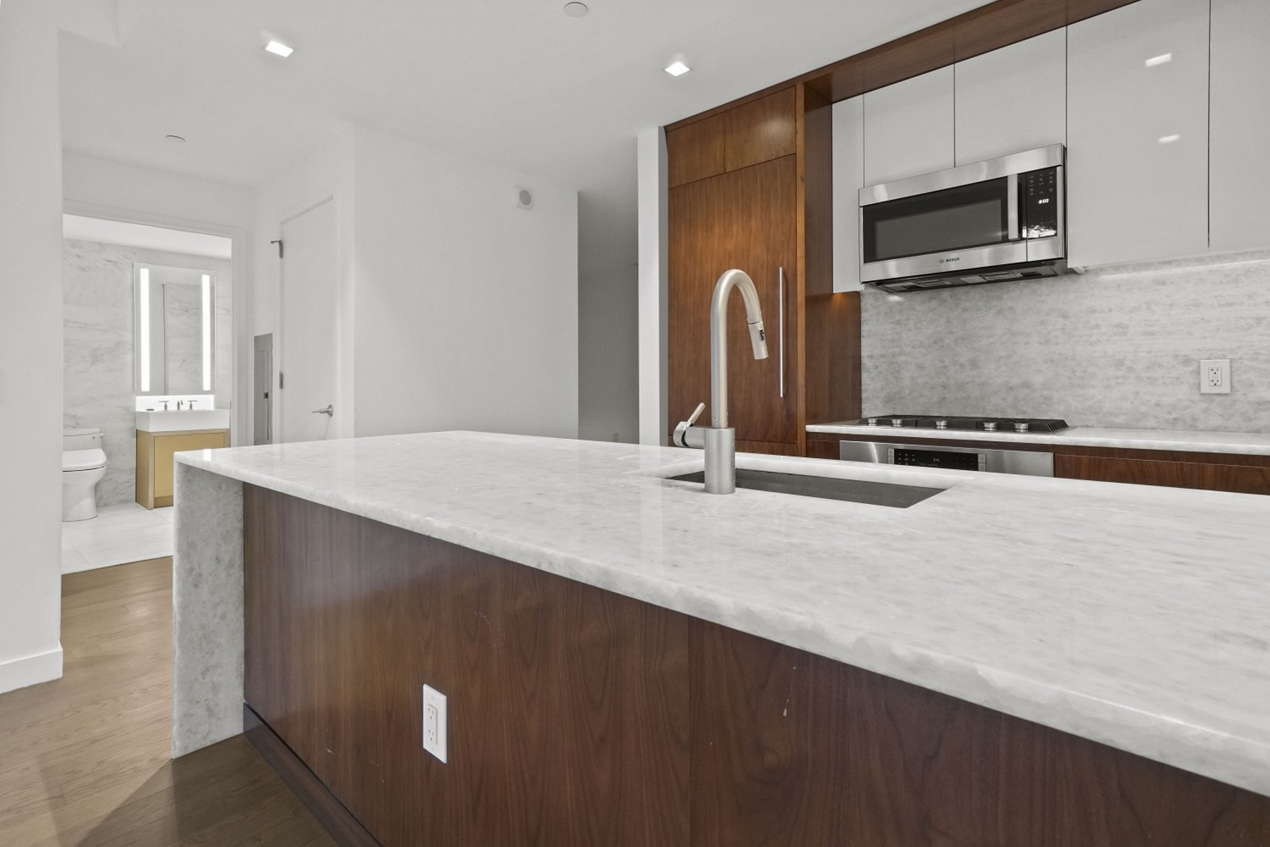 75 Park Lane South Unit# 1708