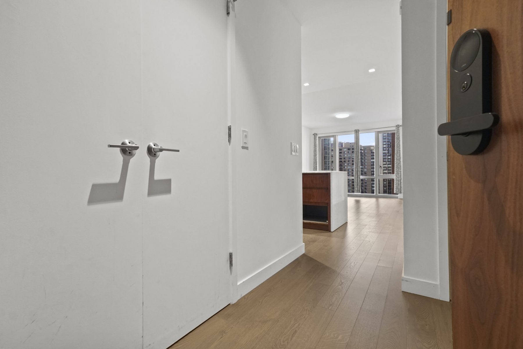 75 Park Lane South Unit# 1708