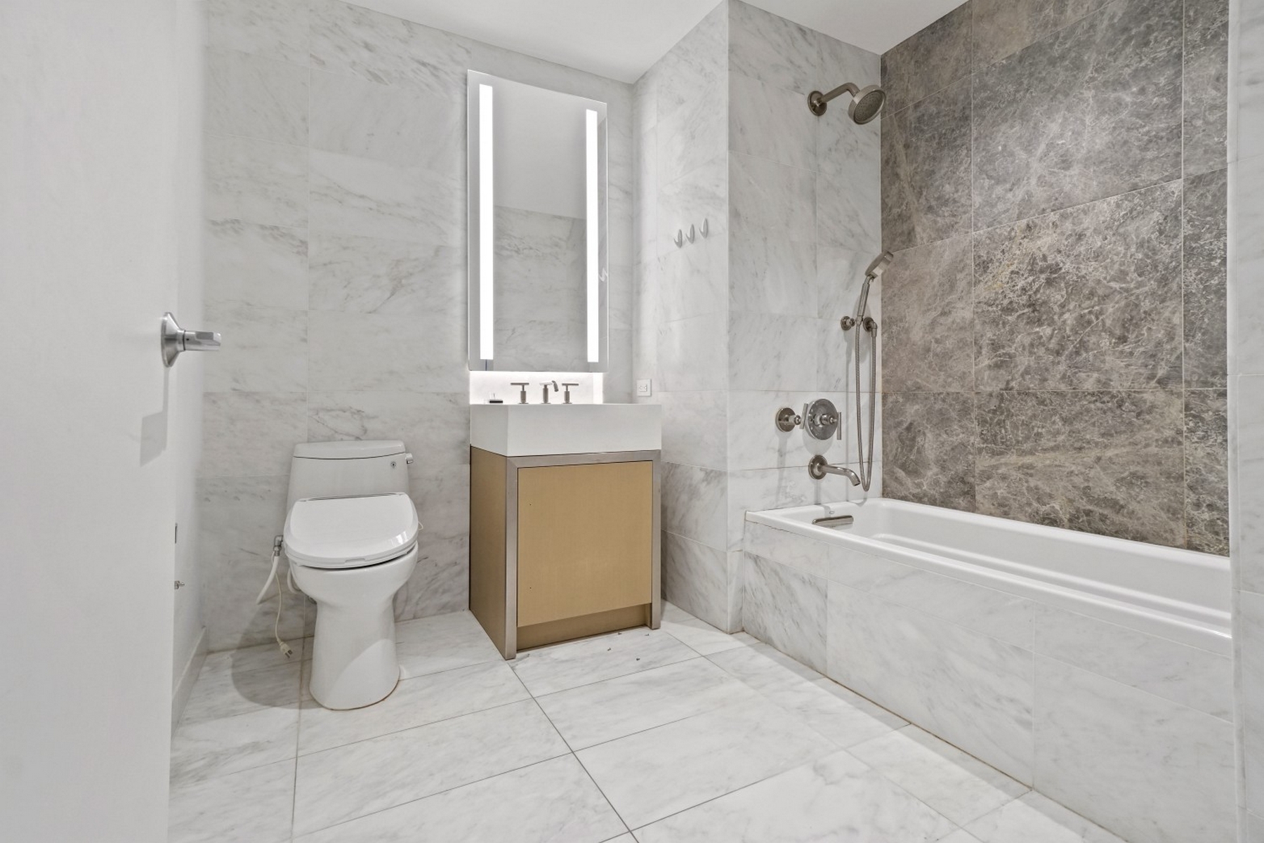 75 Park Lane South Unit# 1708