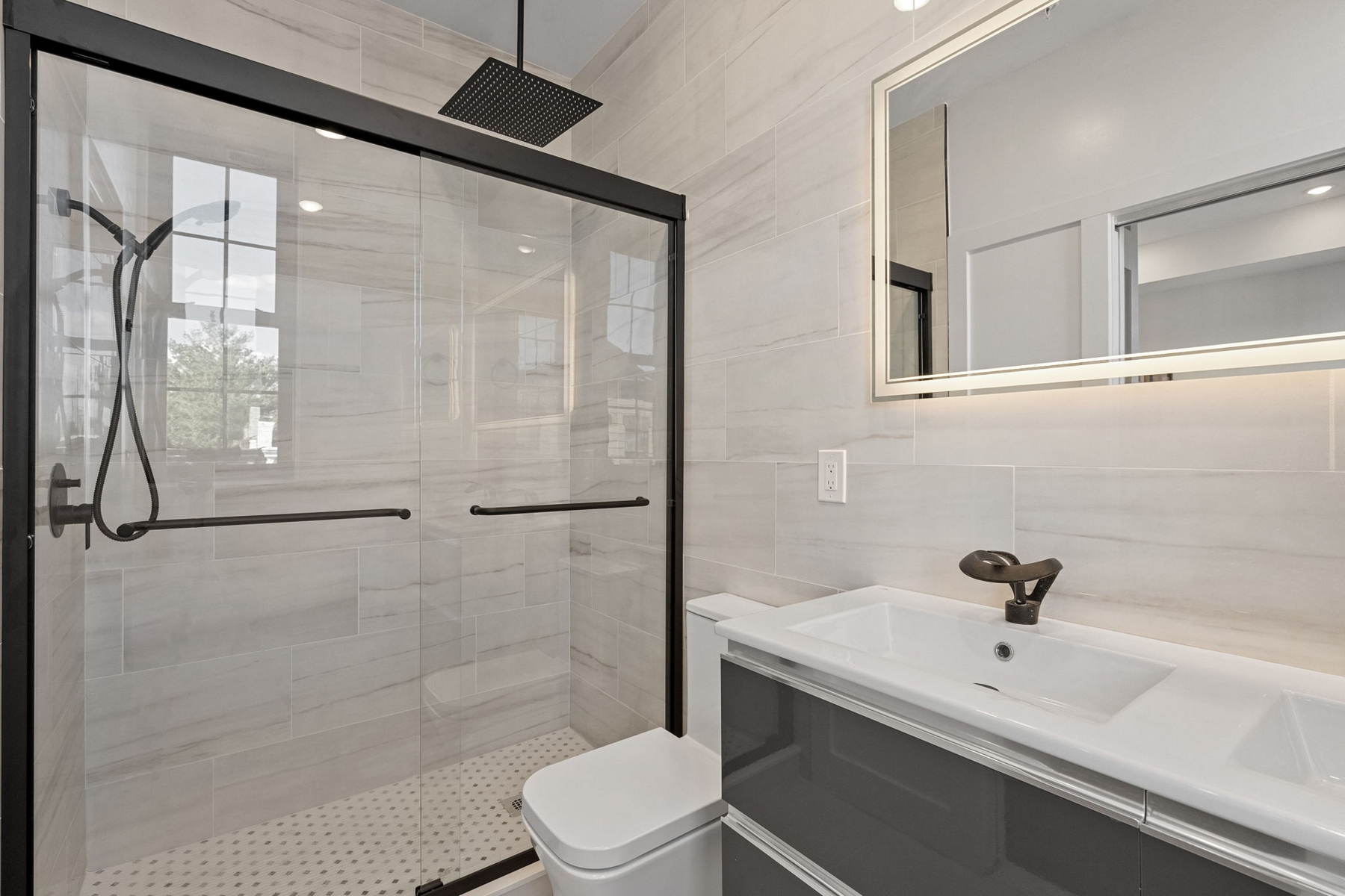 545 Palisade Ave Unit# 4