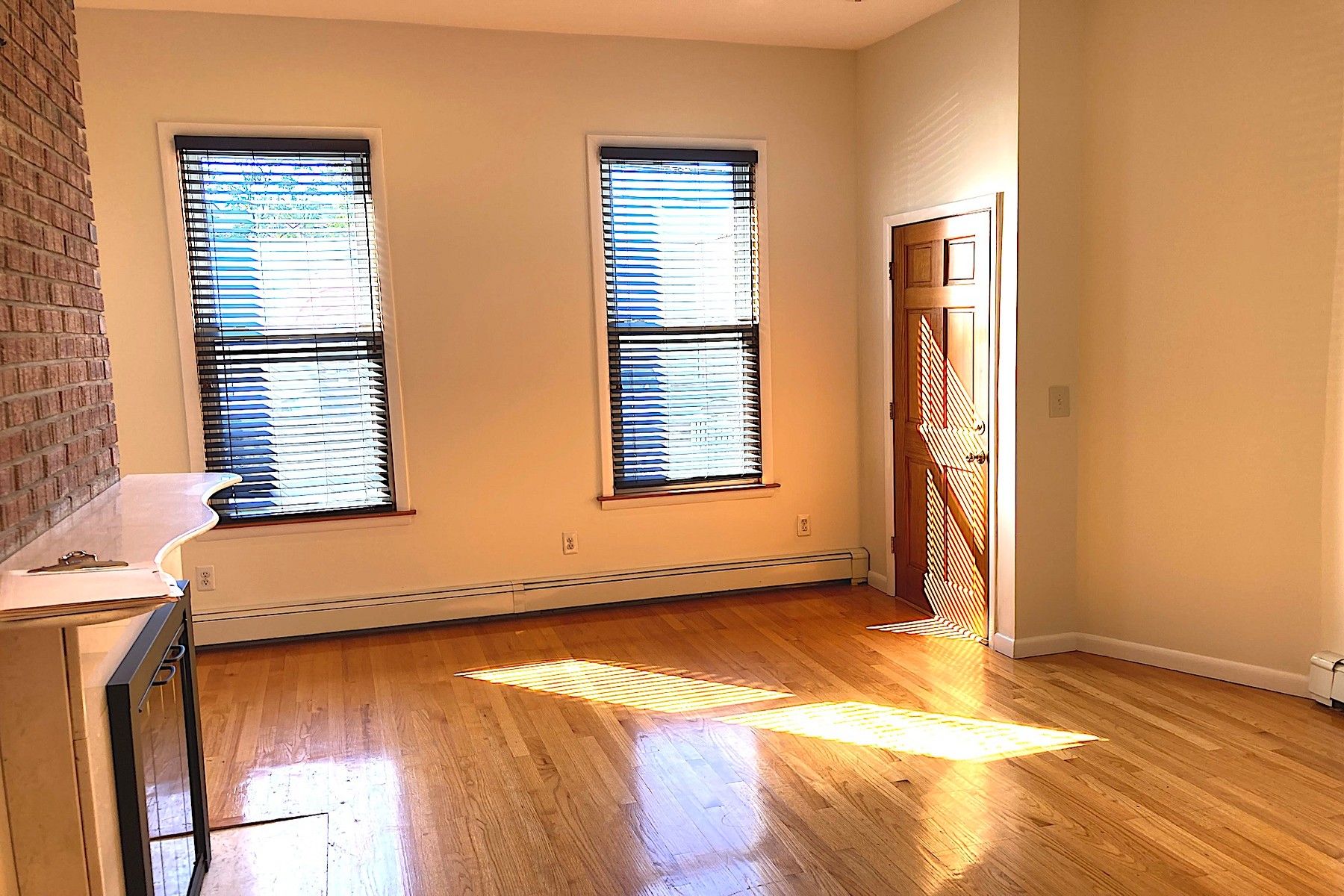 284 Magnolia Ave Unit# 1