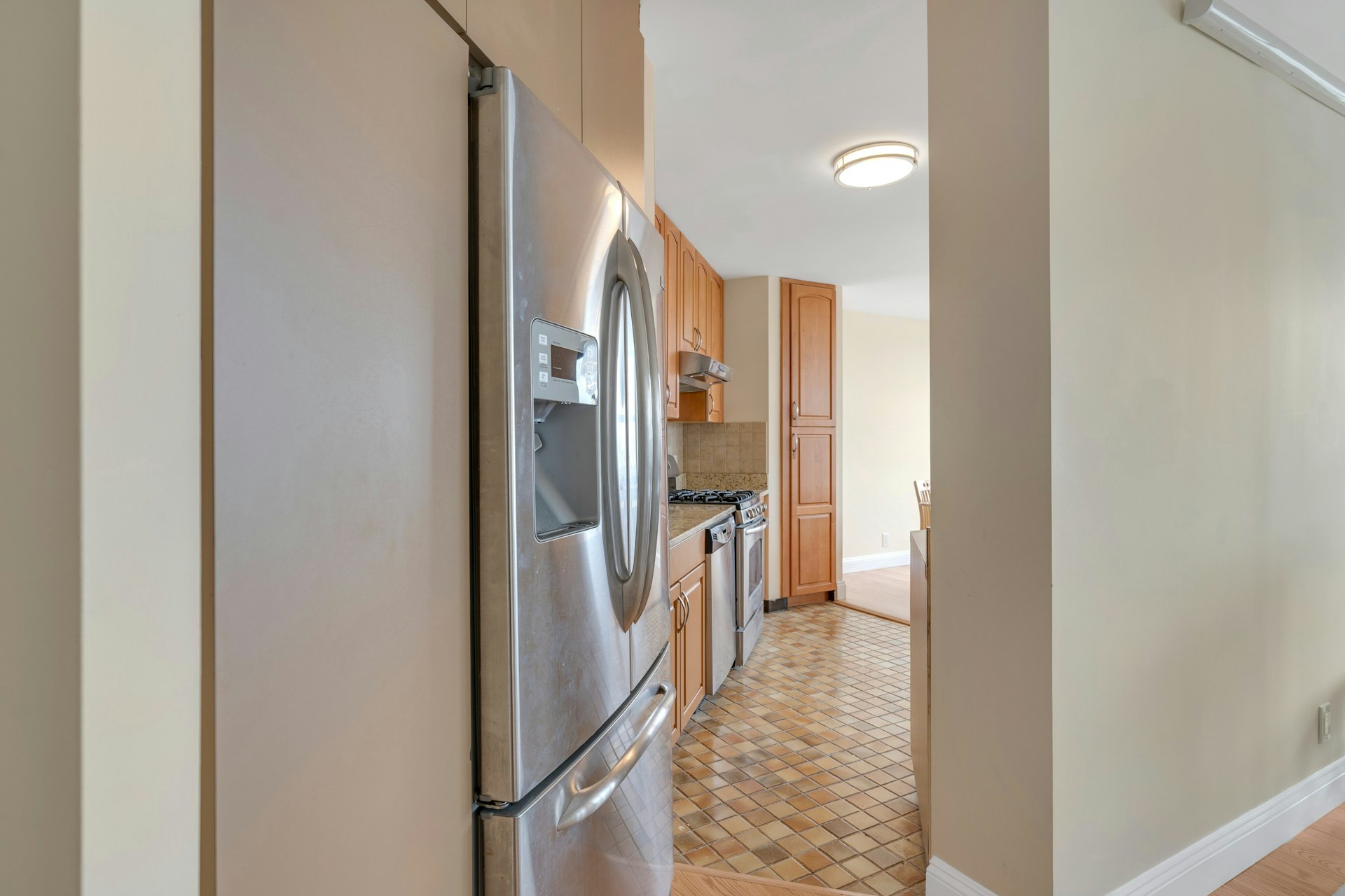 7004 JFK Boulevard East Unit# 33D