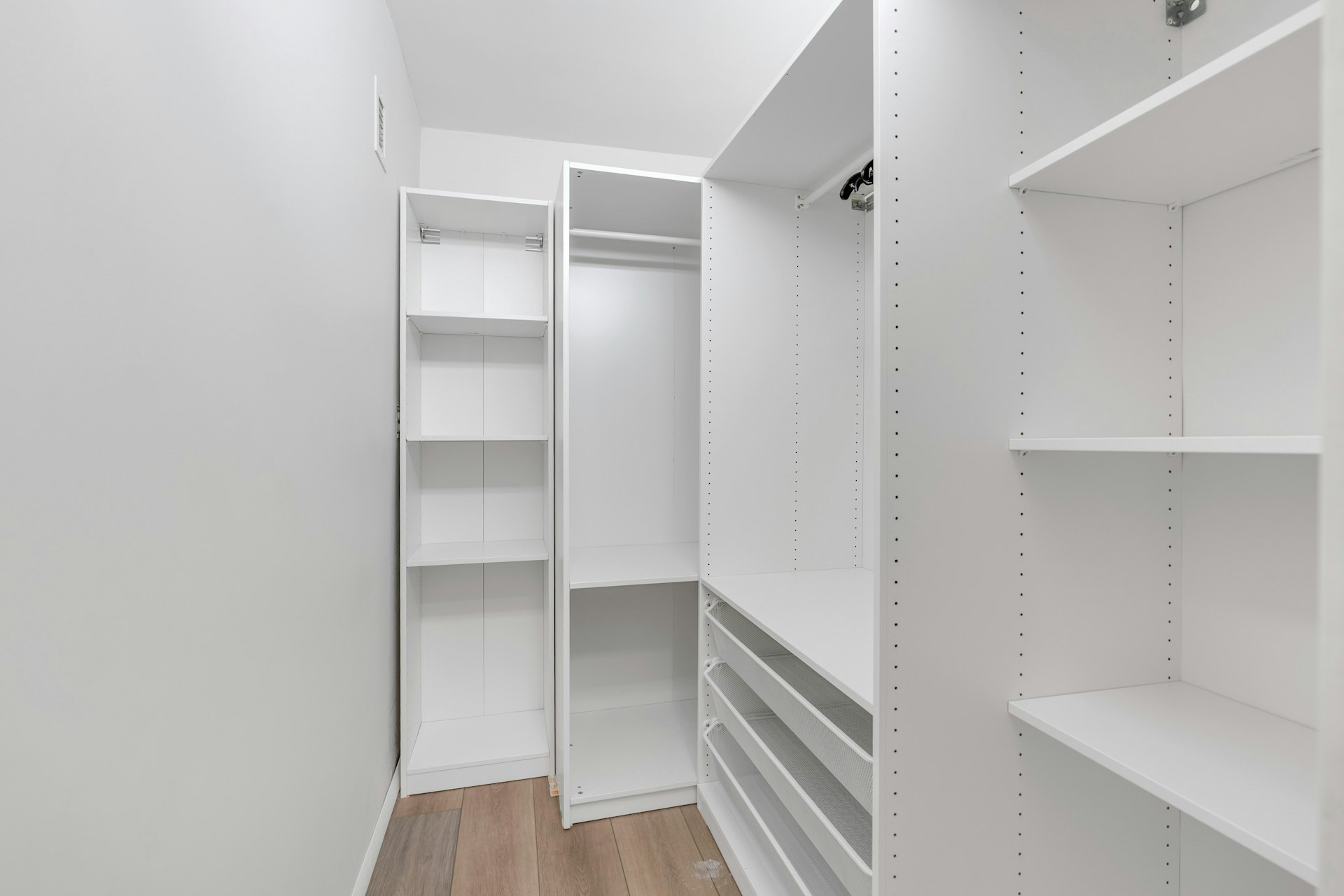 7004 JFK Boulevard East Unit# 33D