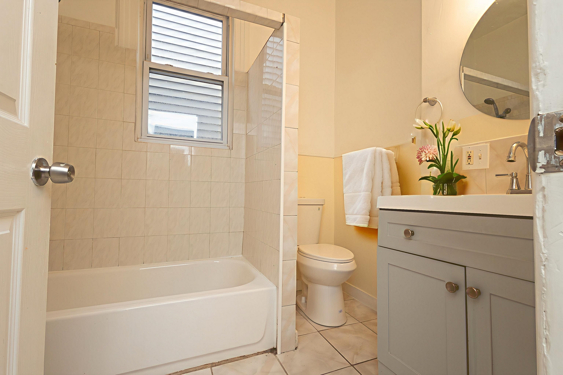 187 Clerk St Unit# B