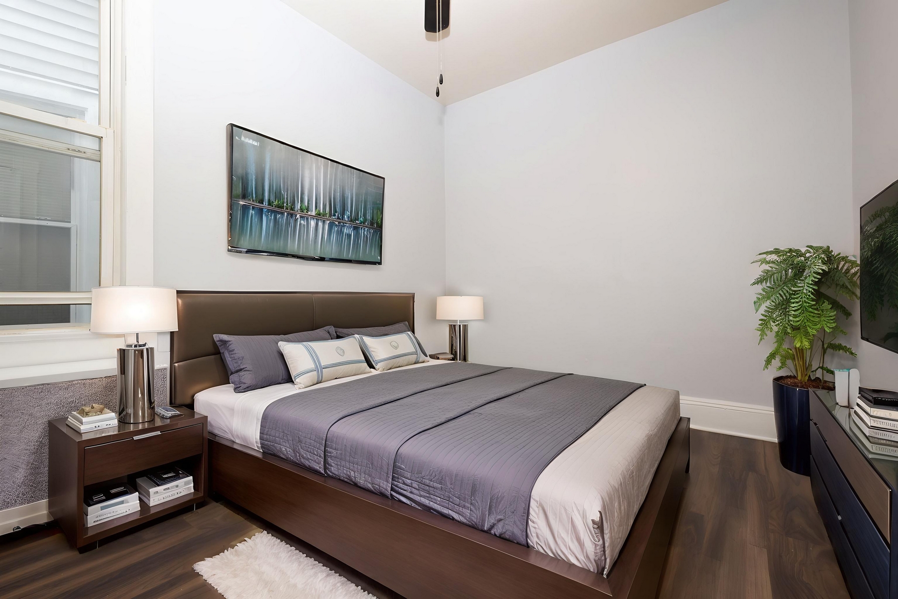 187 Clerk St Unit# B