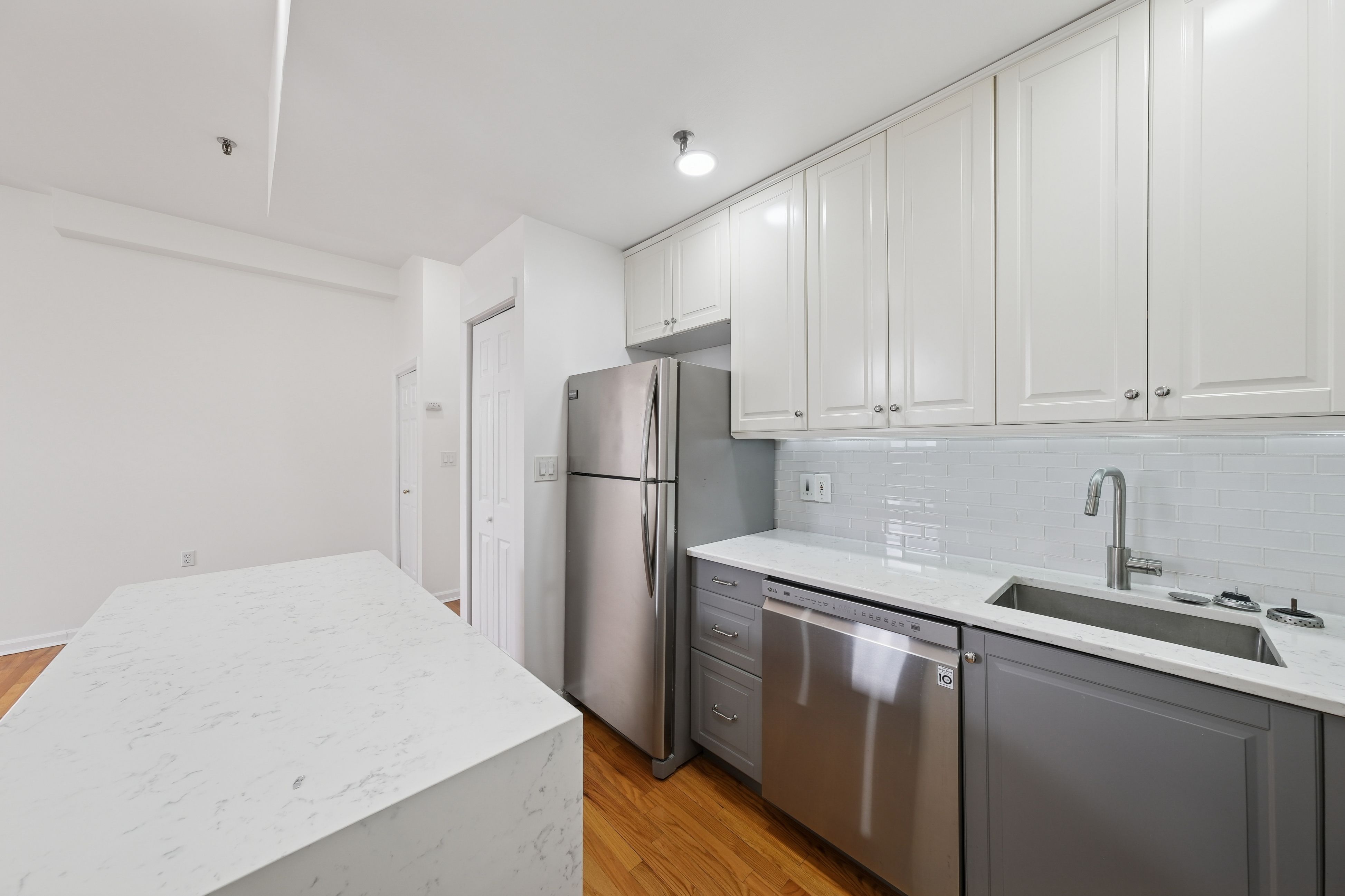 319 Barrow Street #6a 