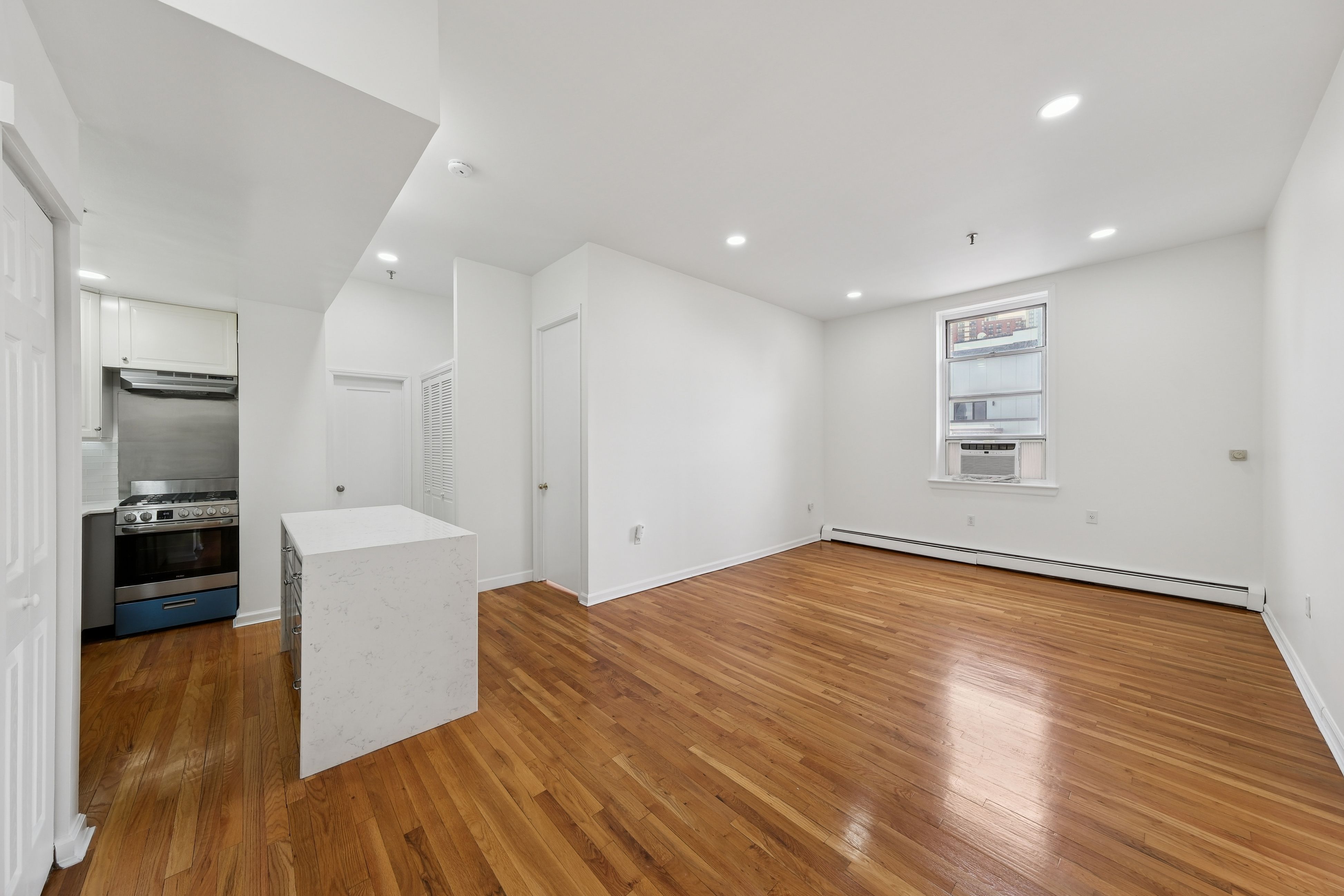 319 Barrow Street #6a 