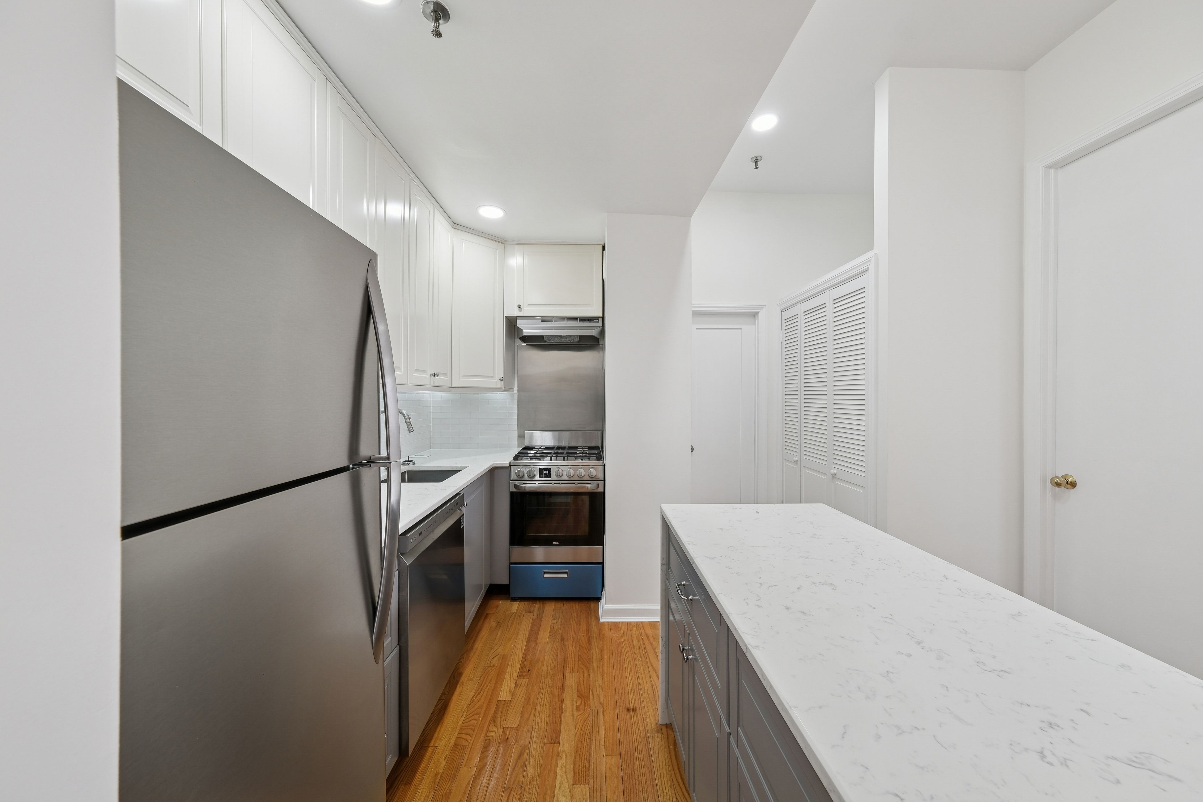 319 Barrow Street #6a 