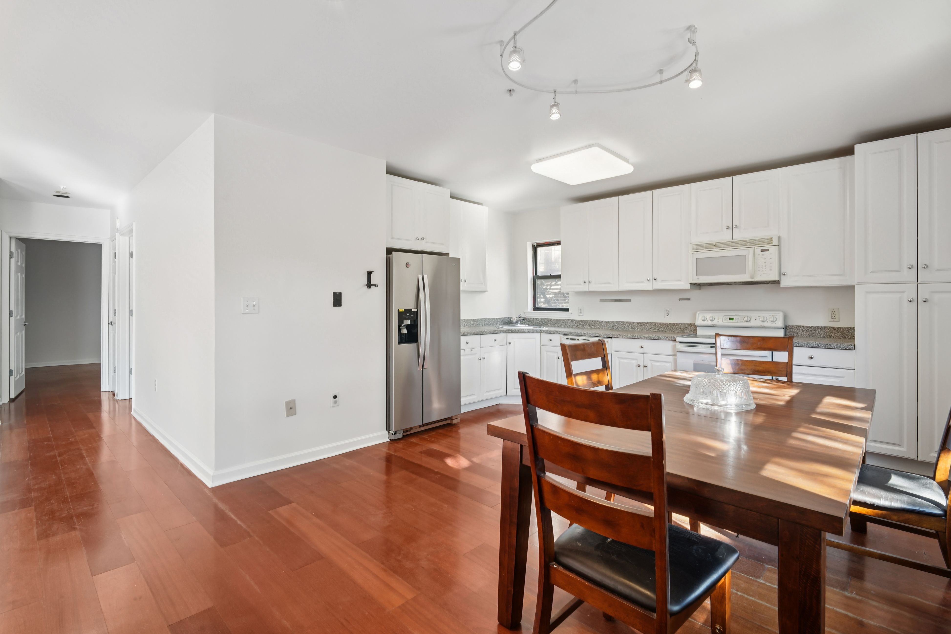 8915 Bergenwood Ave  #12 