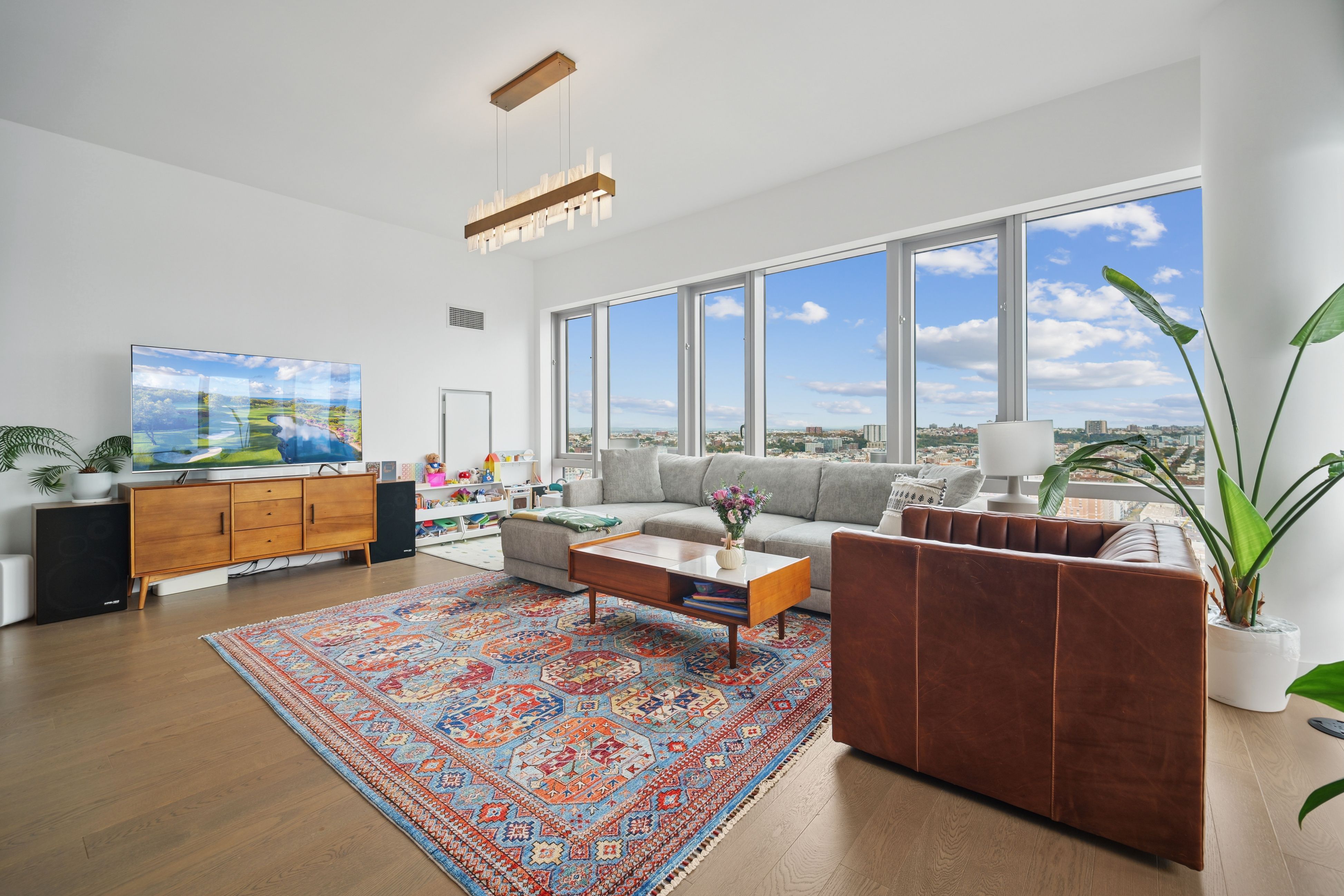 75 Park Lane South 2803