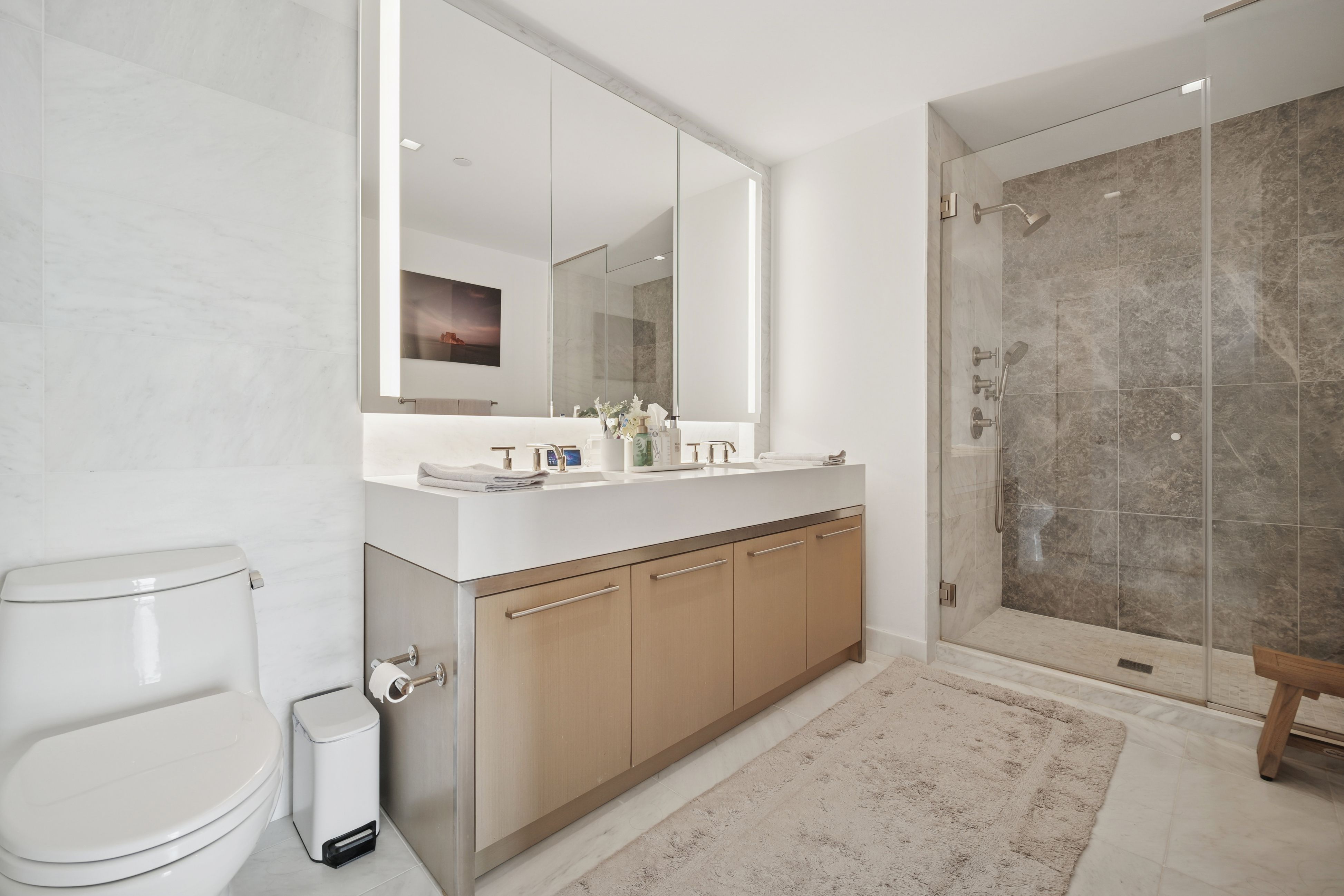 75 Park Lane South 2803