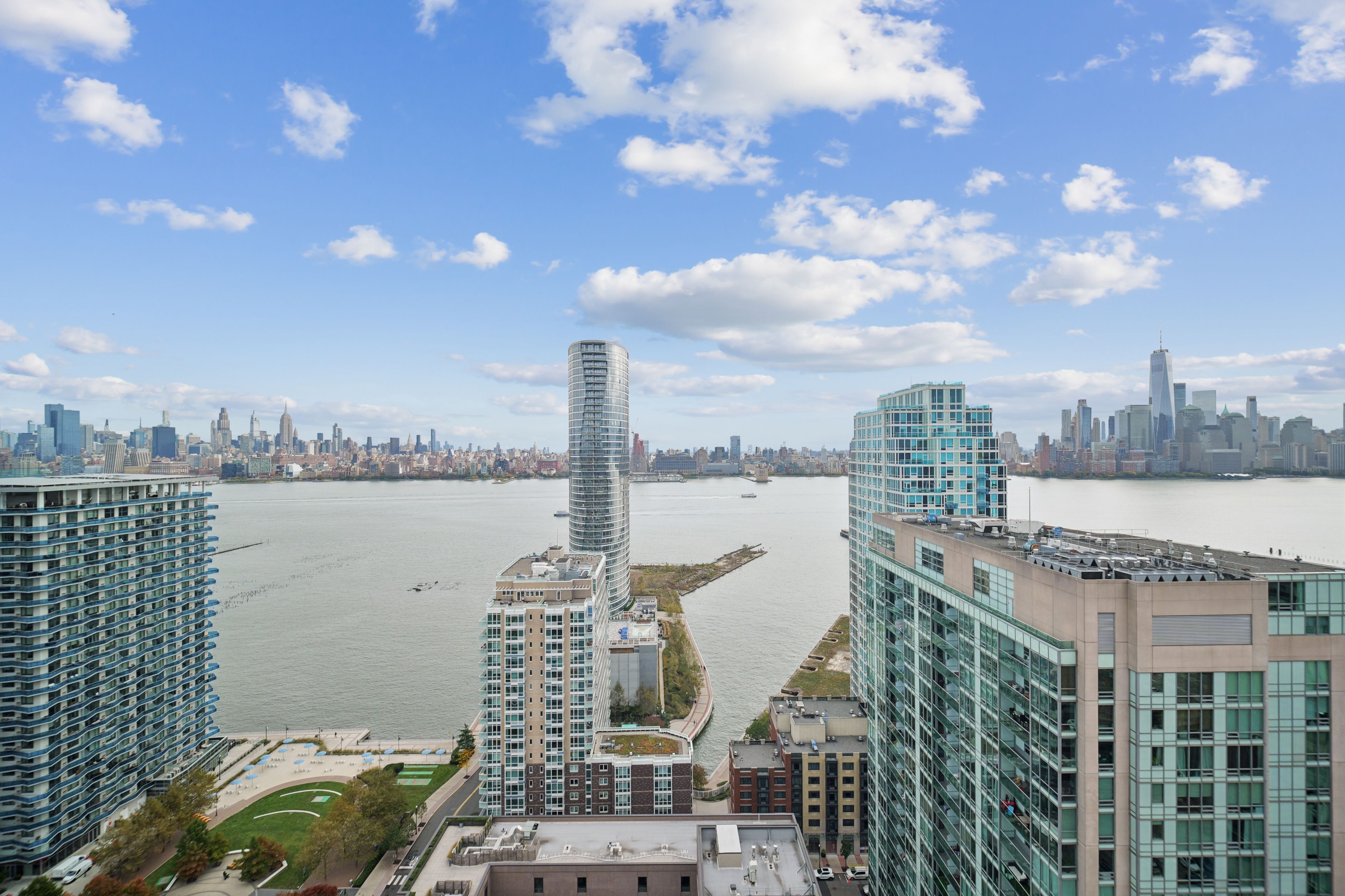 75 Park Lane South 2803