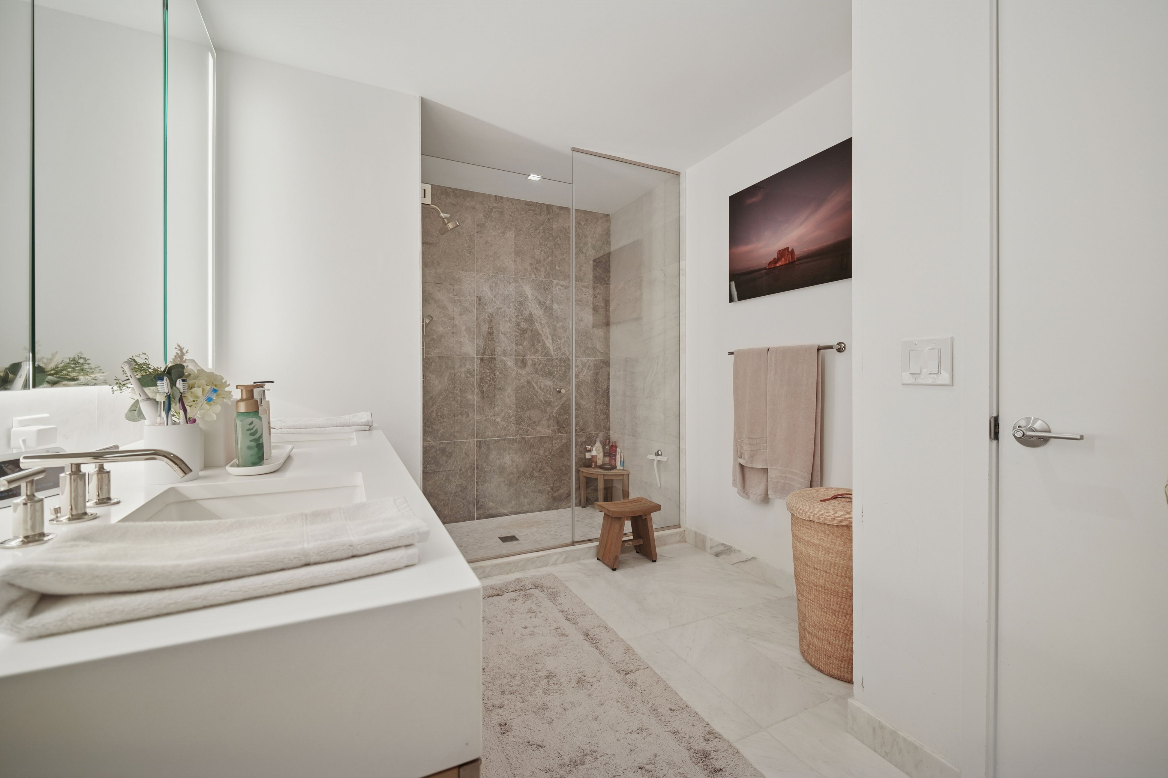 75 Park Lane South 2803