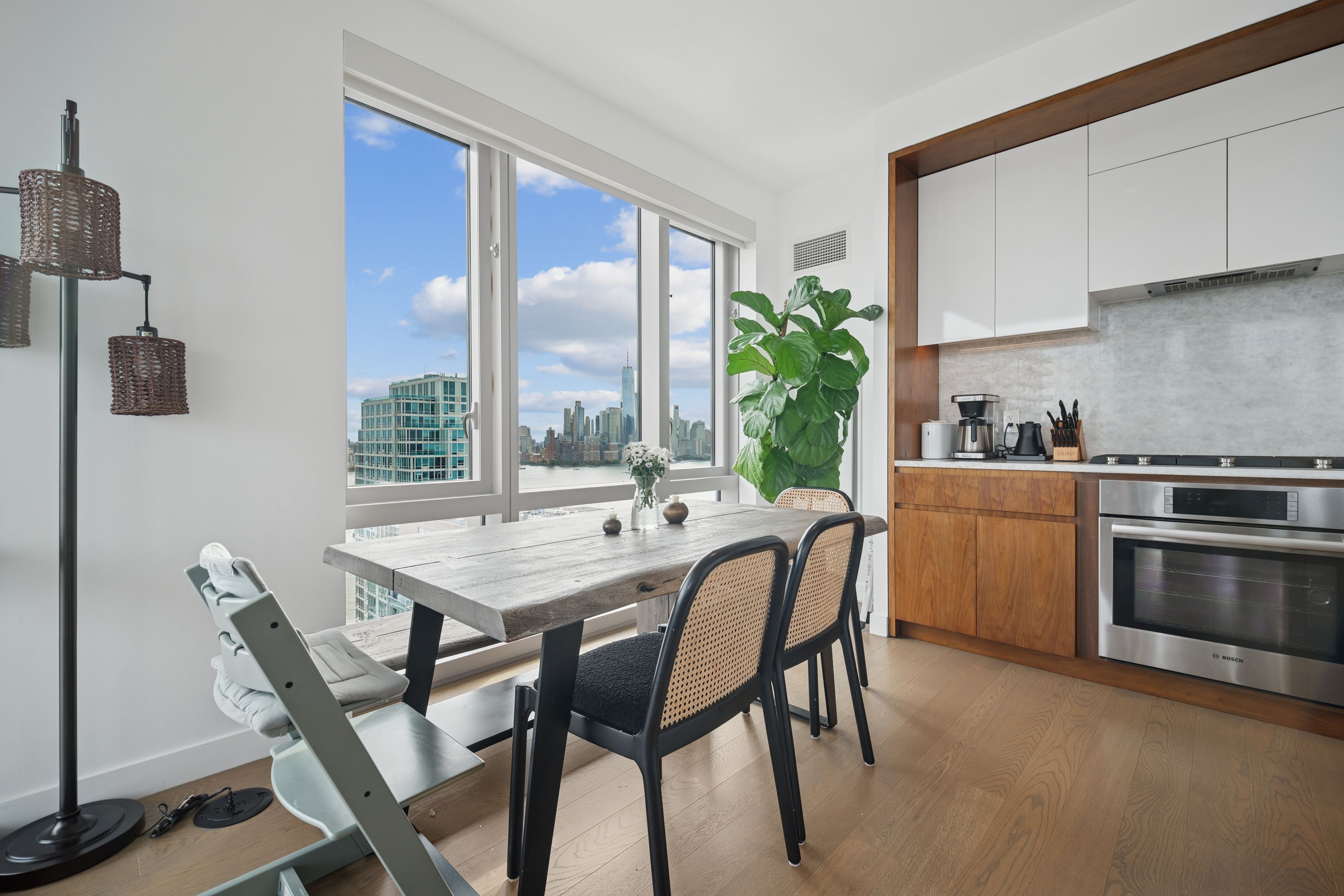 75 Park Lane South 2803