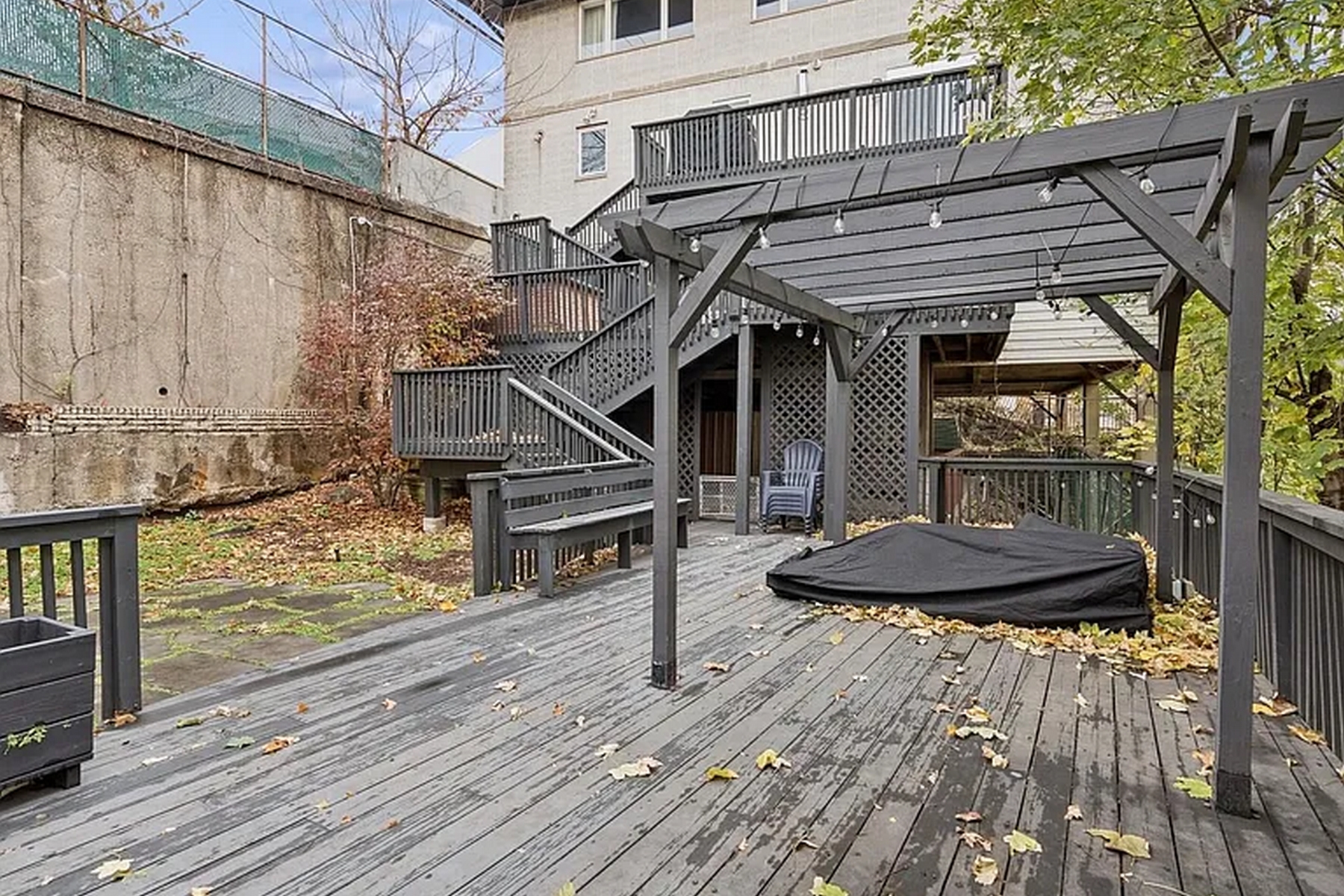 76 Hackensack Plank Road 