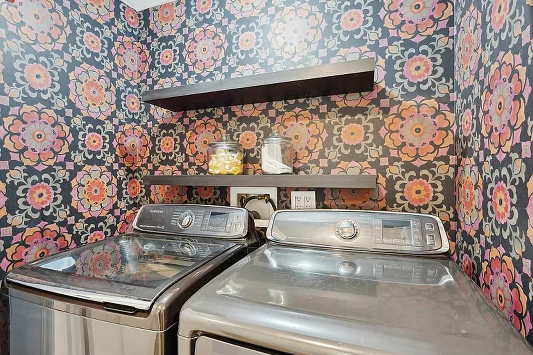 76 Hackensack Plank Road 