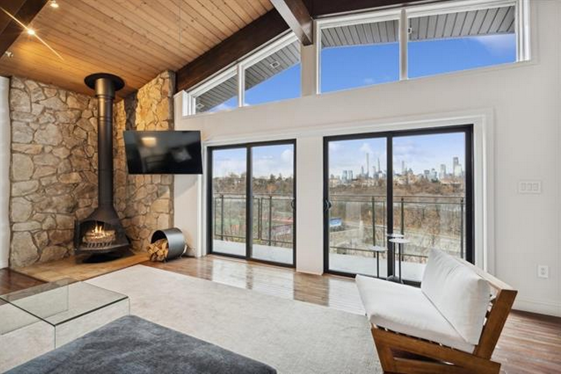 76 Hackensack Plank Road 