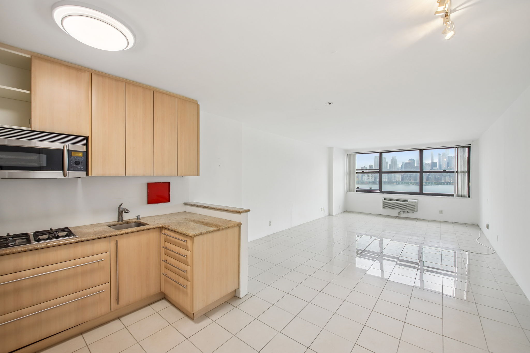 7000 Kennedy Blvd Unit# 17C