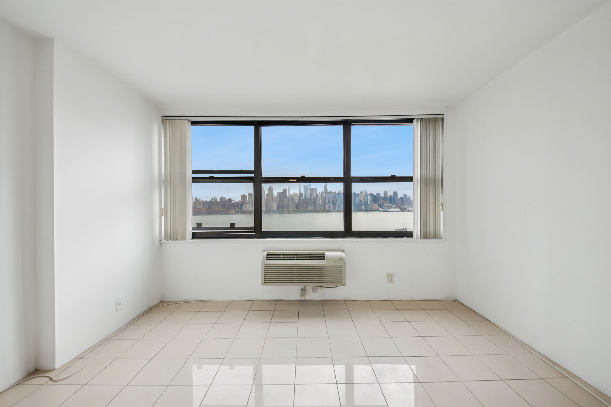 7000 Kennedy Blvd Unit# 17C