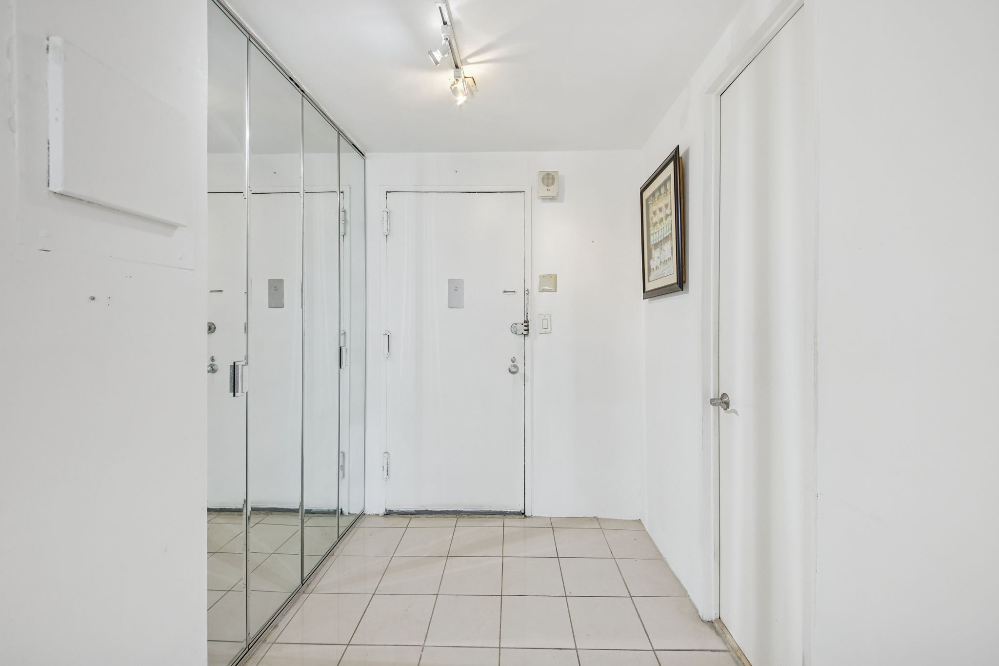 7000 Kennedy Blvd Unit# 17C