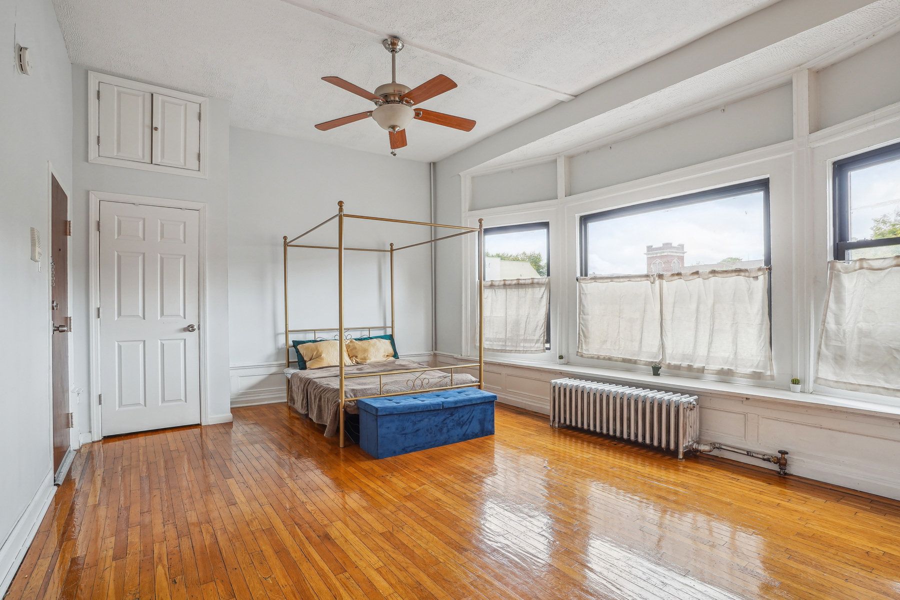 93 Monticello Ave Unit# 2F