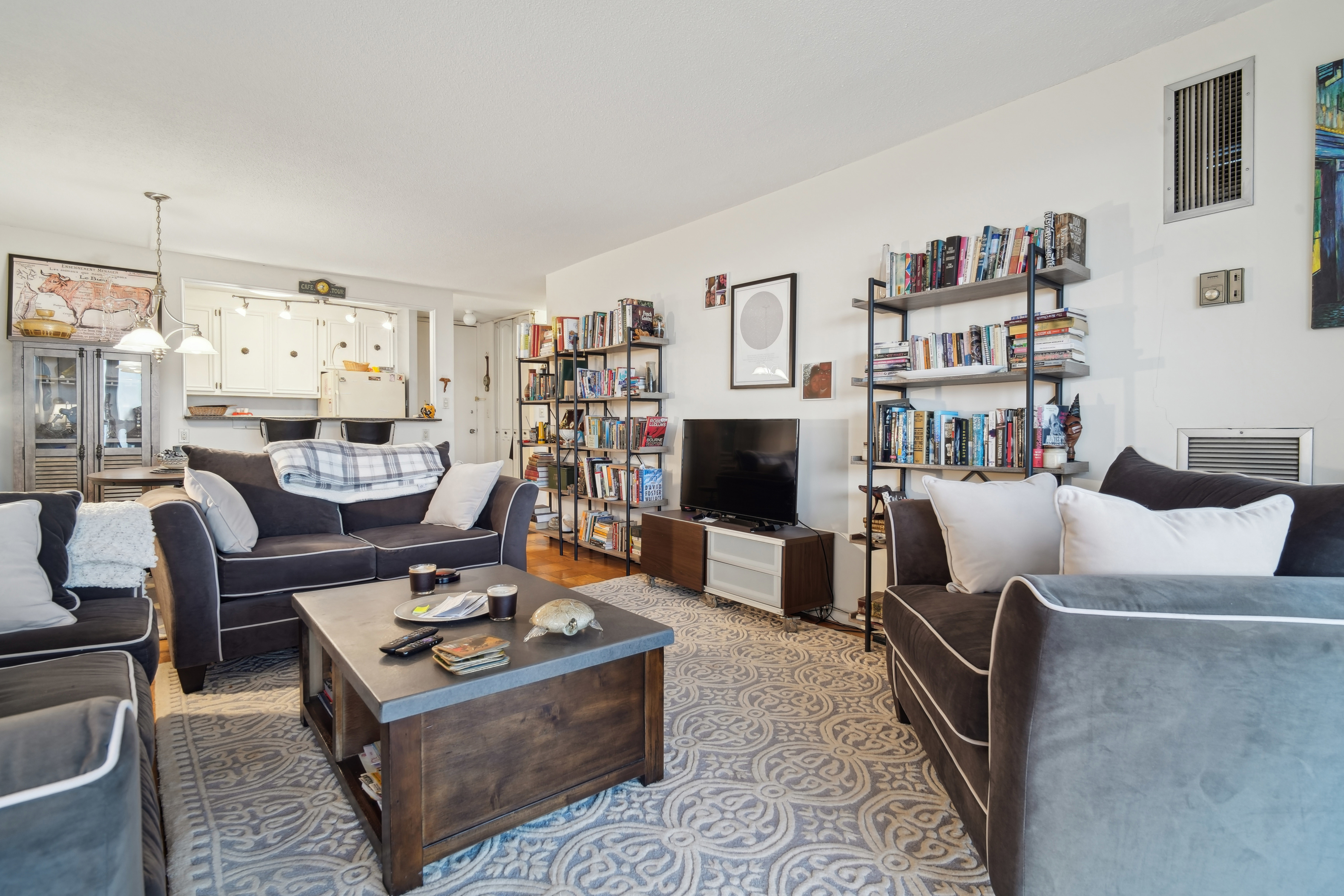 555 North Avenue 24L 