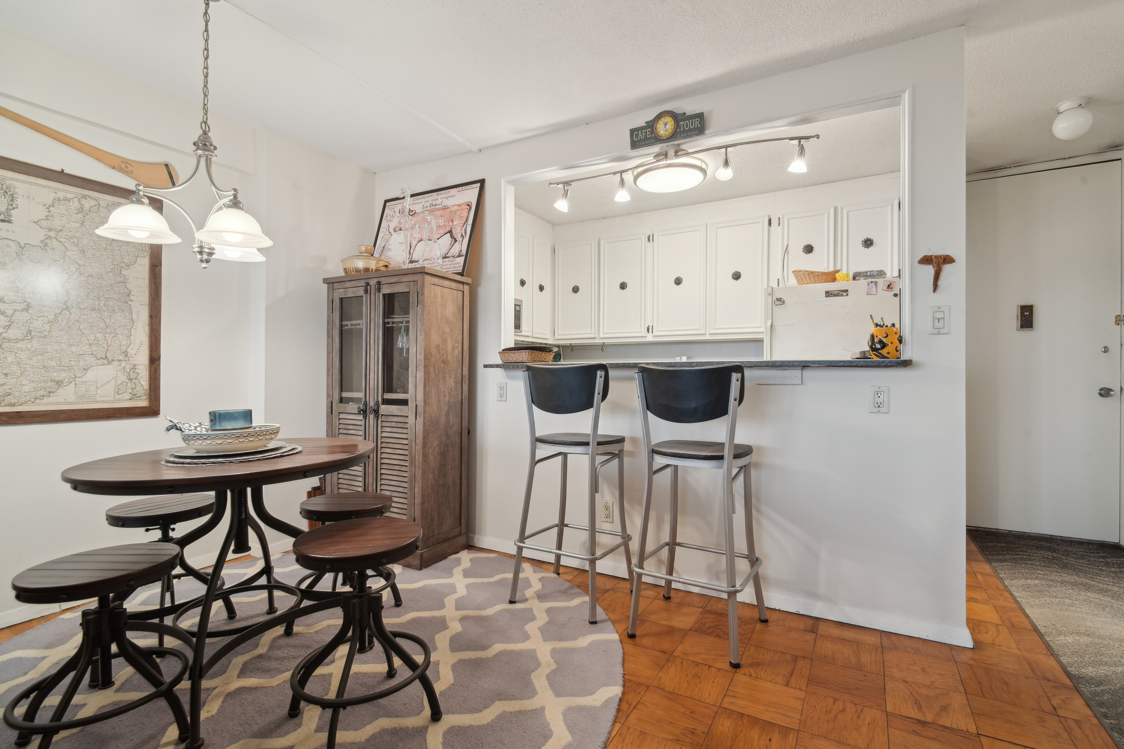 555 North Avenue 24L 