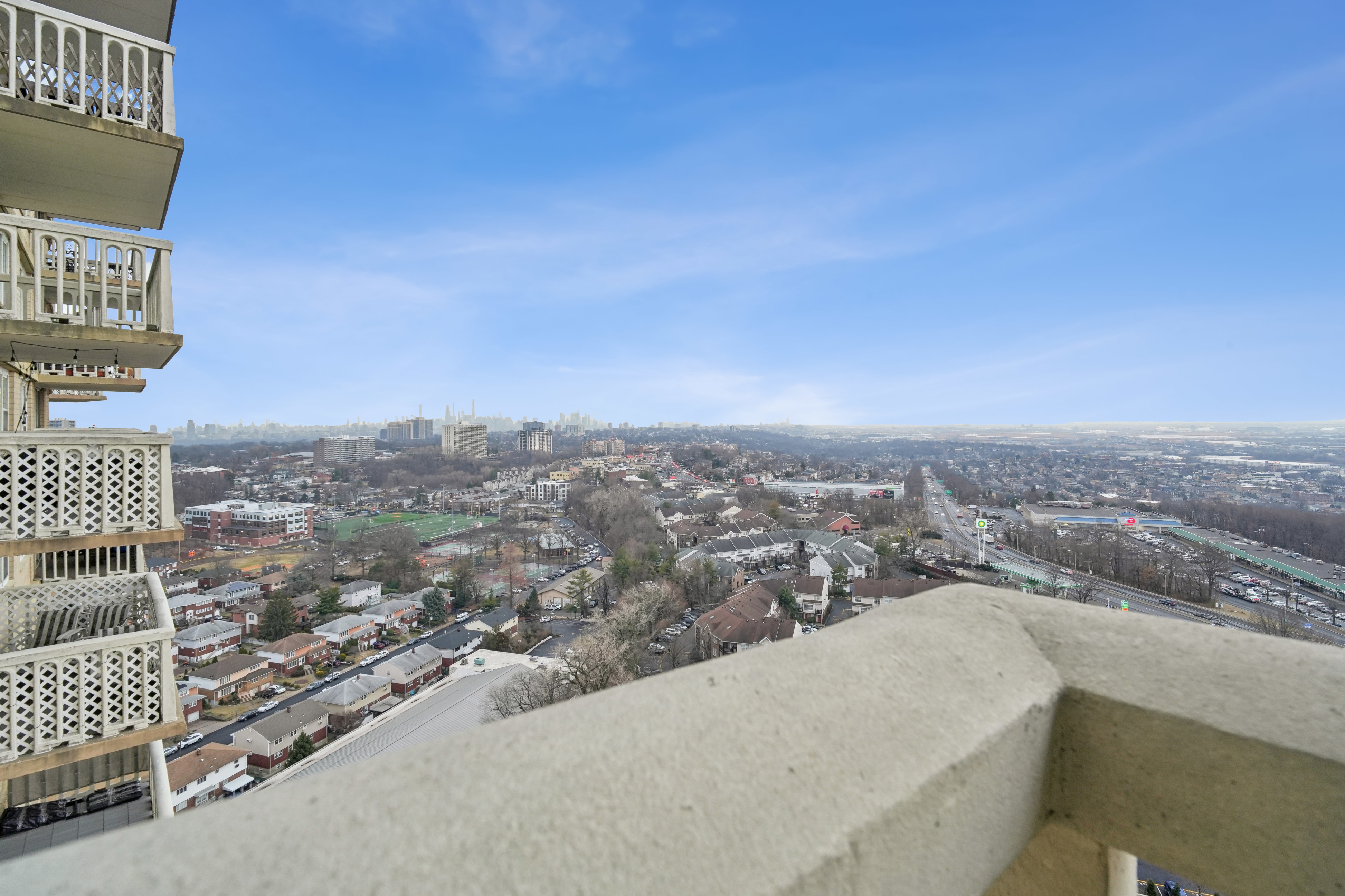 555 North Avenue 24L 