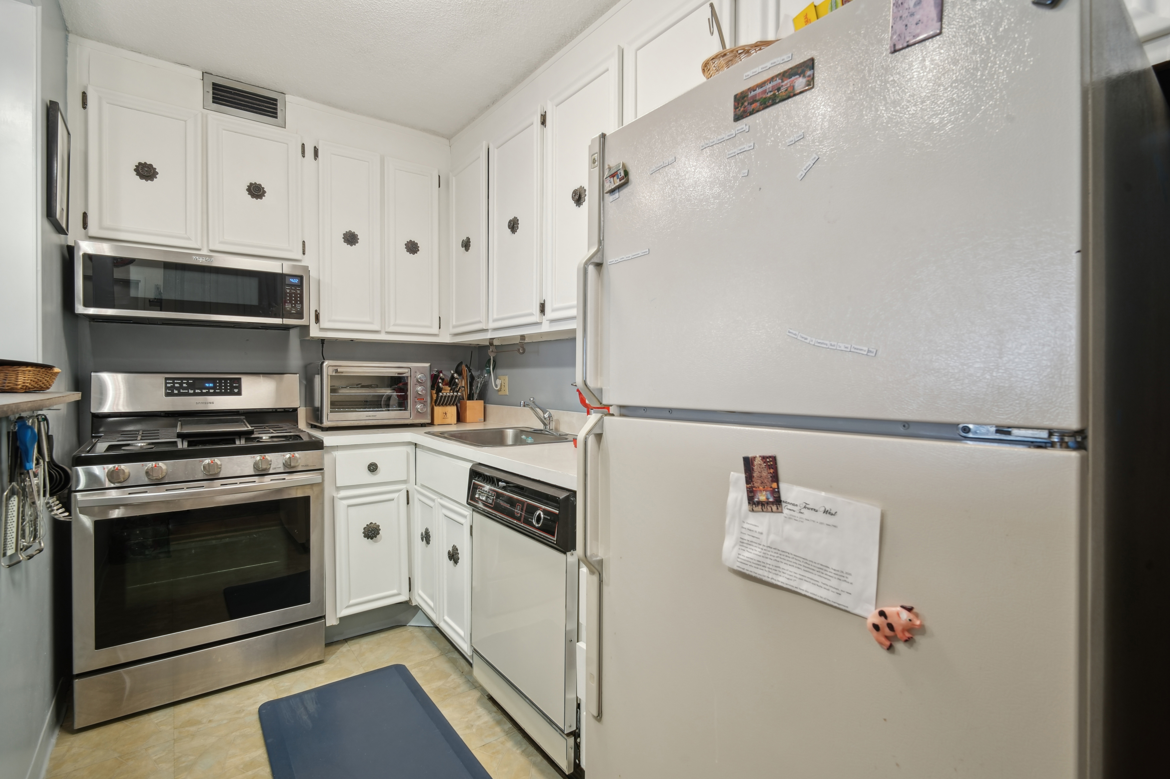 555 North Avenue 24L 