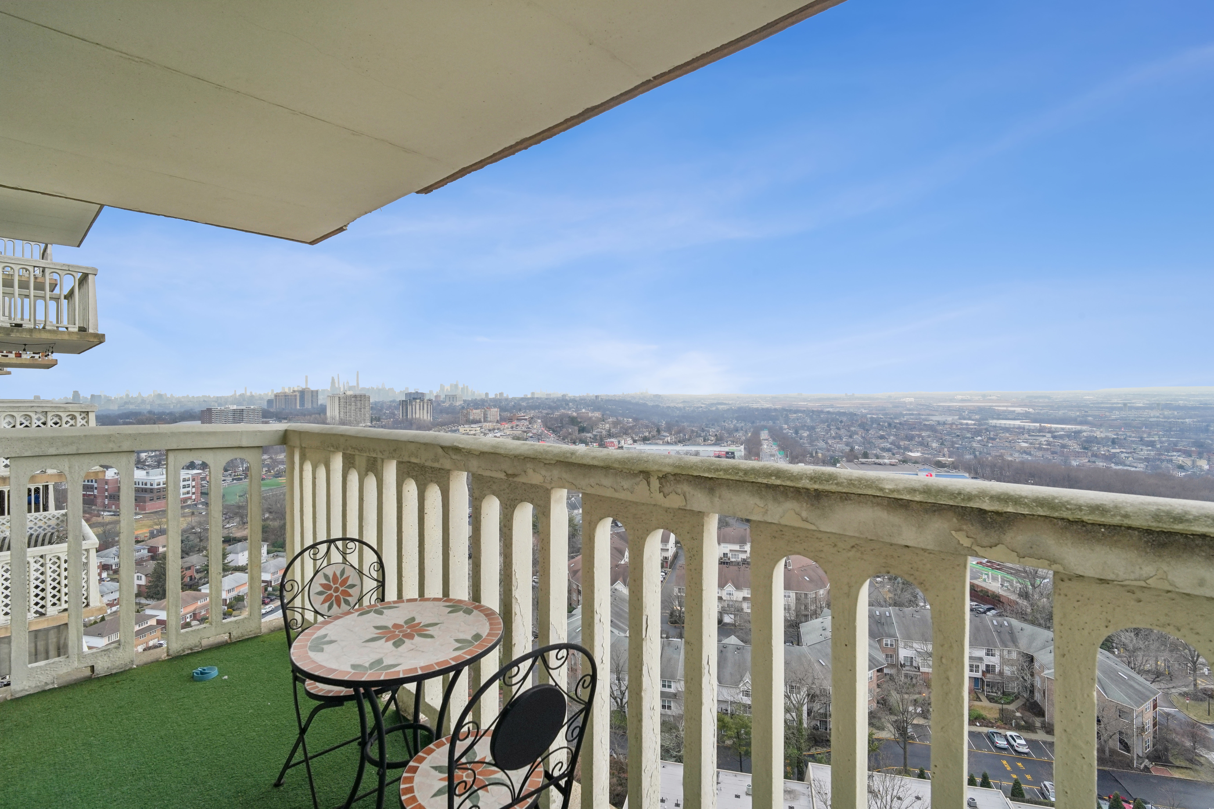 555 North Avenue 24L 