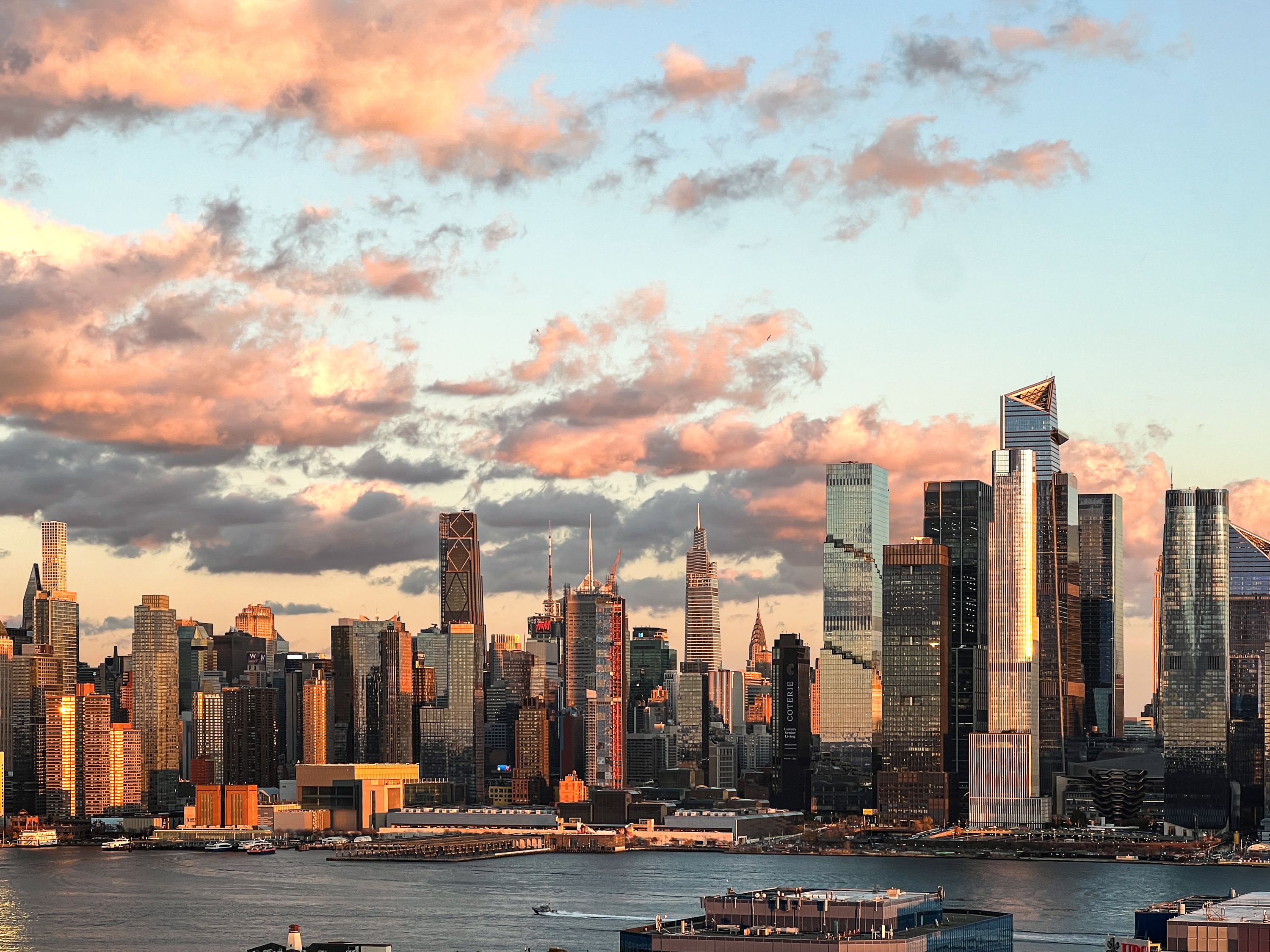 380 Mountain Rd Unit# 701