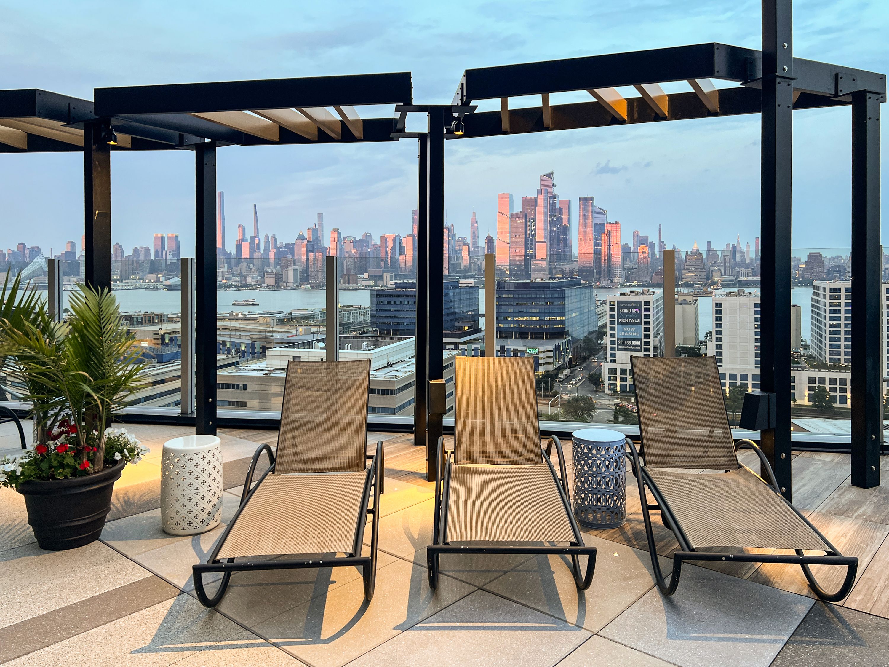 380 Mountain Rd Unit# 701