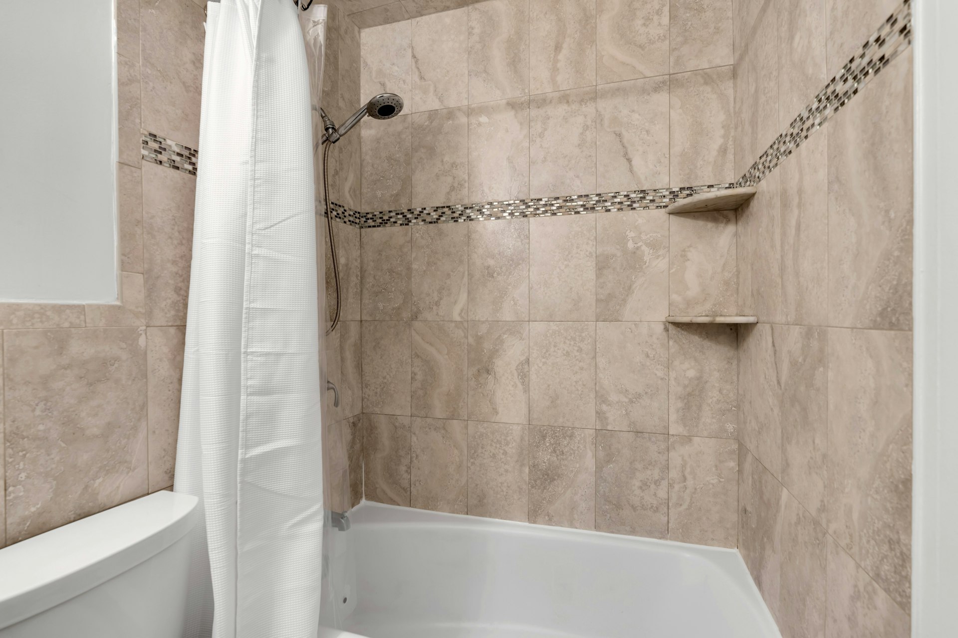 380 Mountain Rd Unit# 701