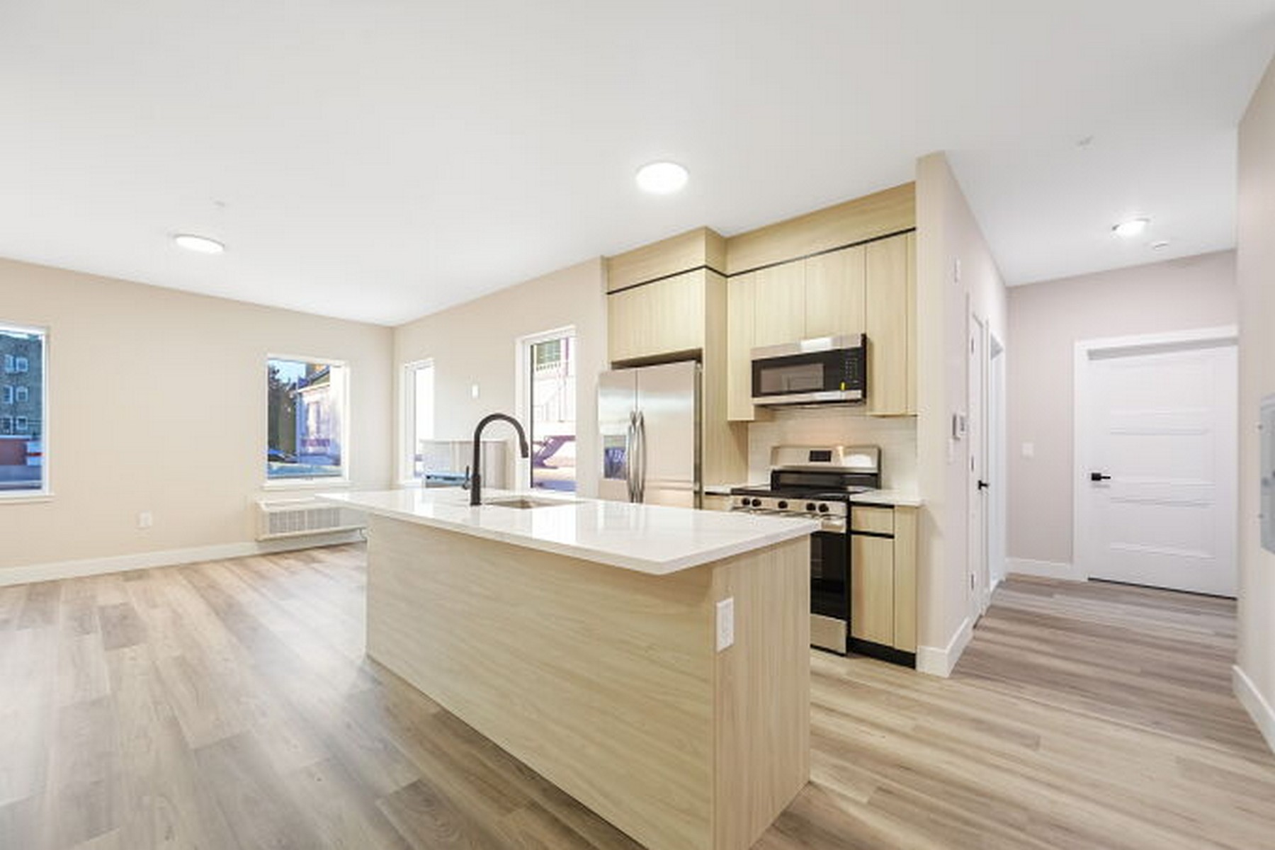 304 61st St Unit# 3A