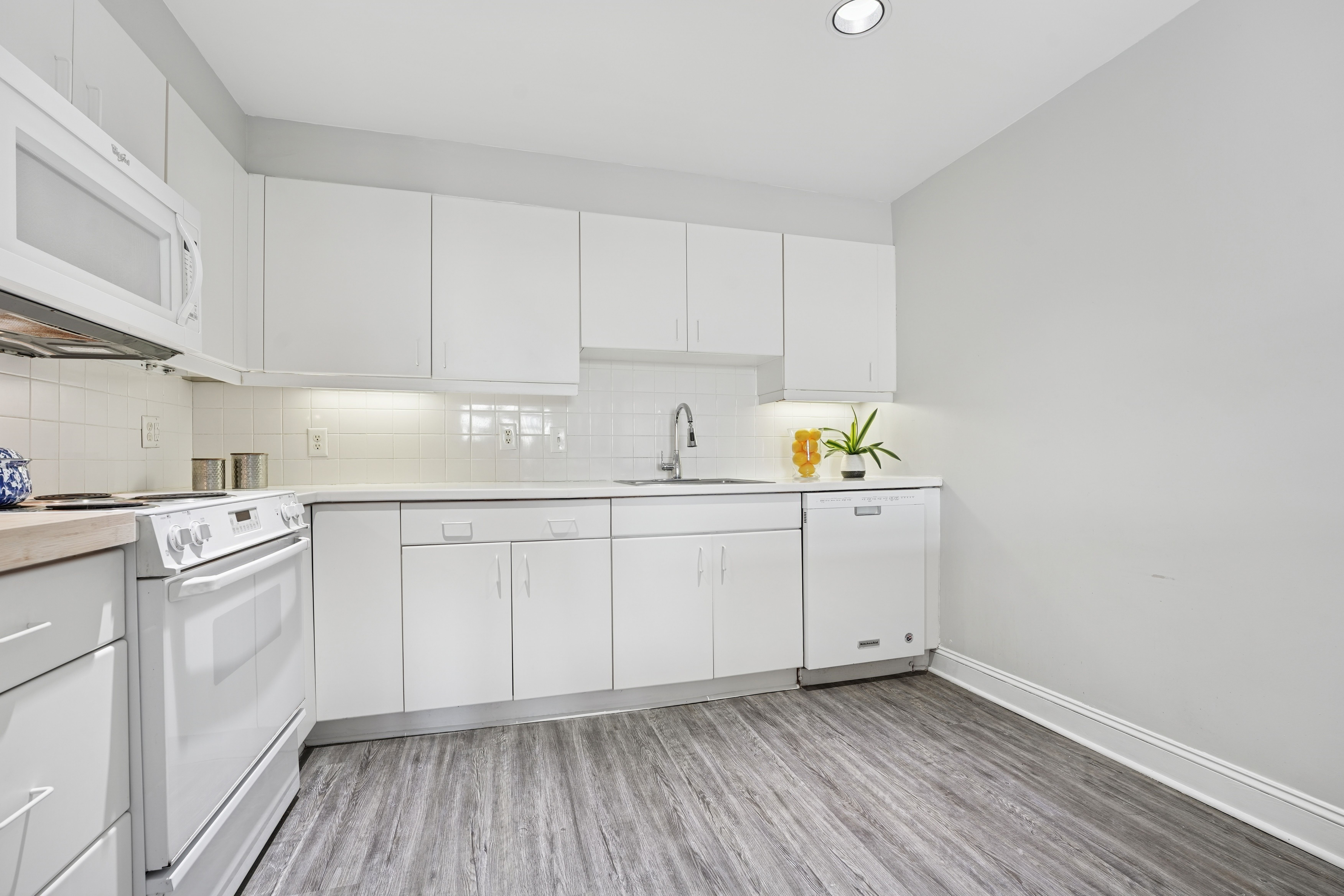 206 Shearwater Court West #74